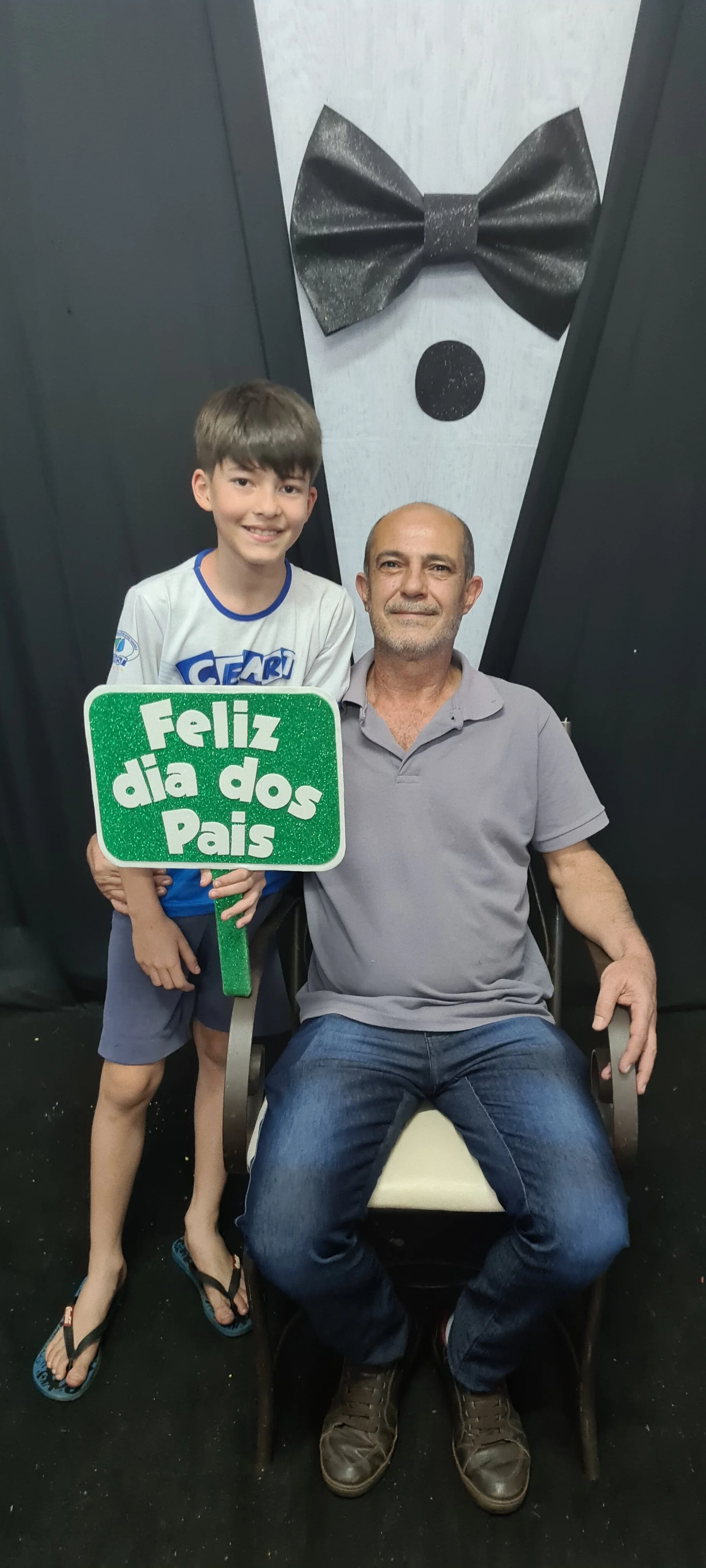 Dia dos Pais 2021- Fotos com os pais na escola.