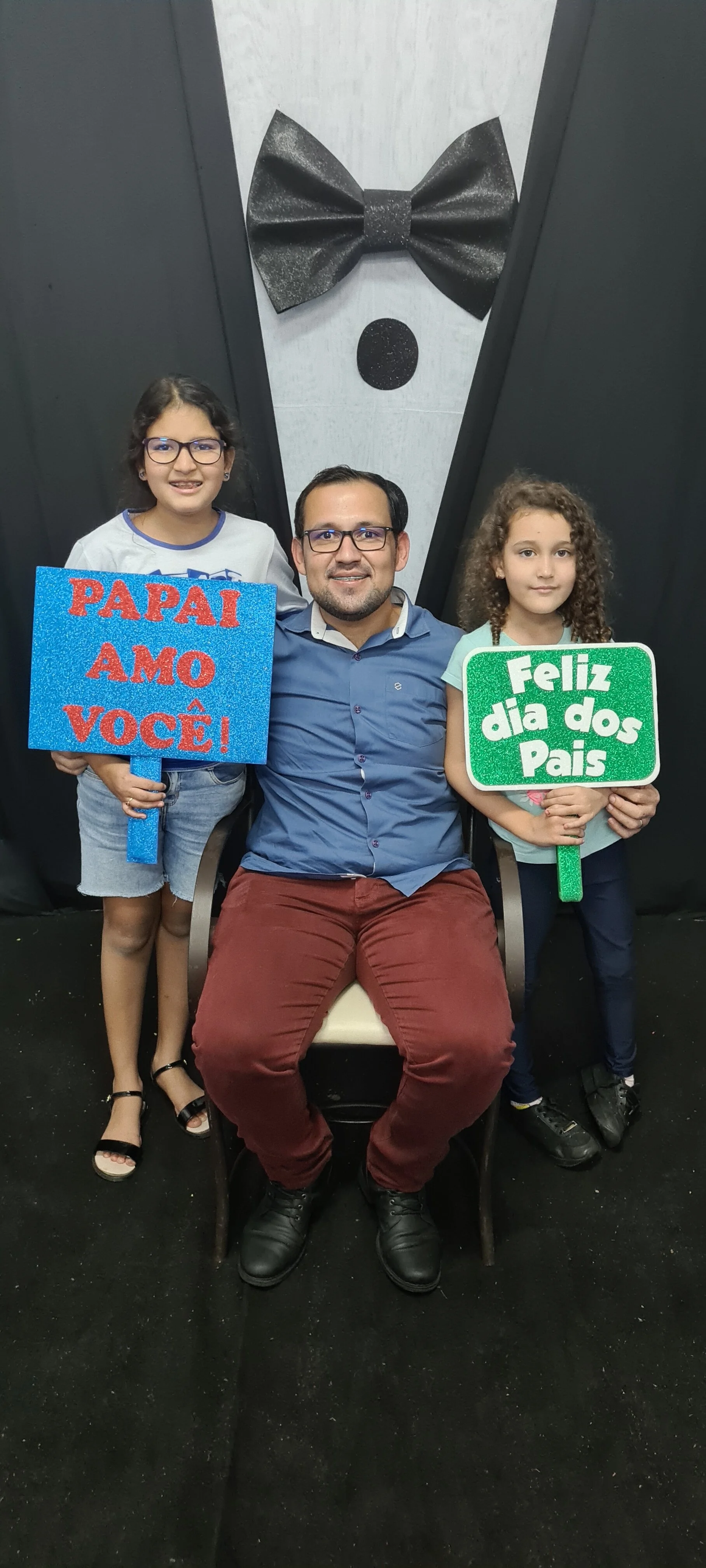 Dia dos Pais 2021- Fotos com os pais na escola.