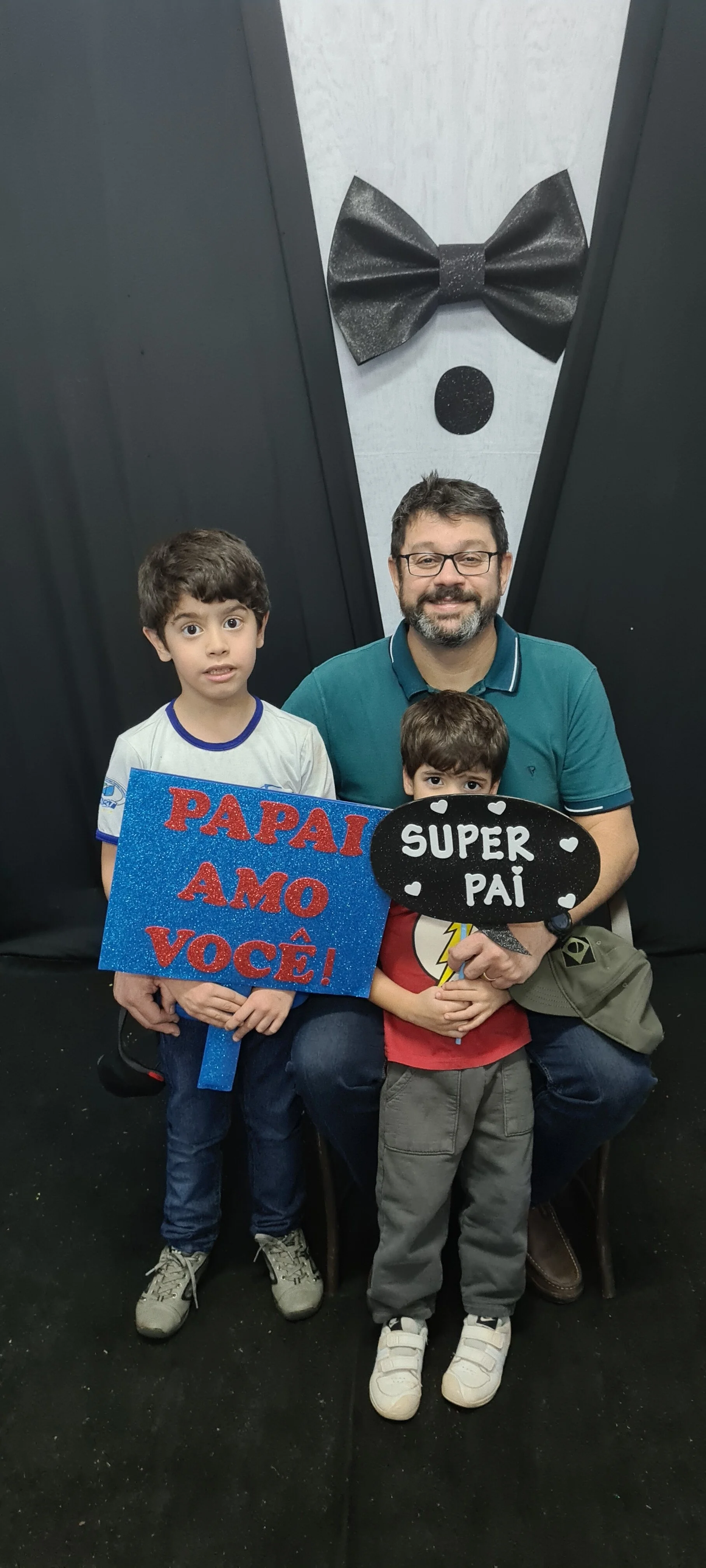 Dia dos Pais 2021- Fotos com os pais na escola.