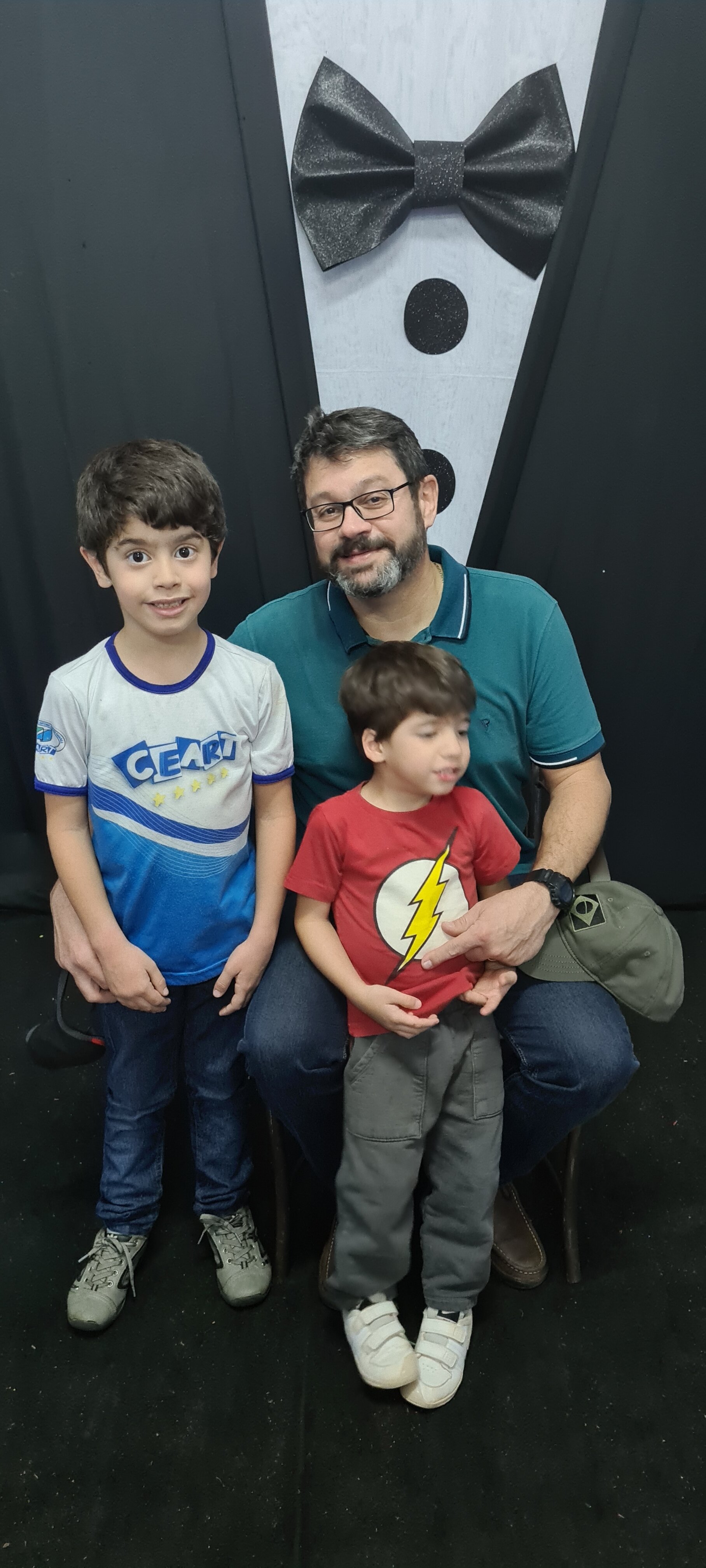 Dia dos Pais 2021- Fotos com os pais na escola.
