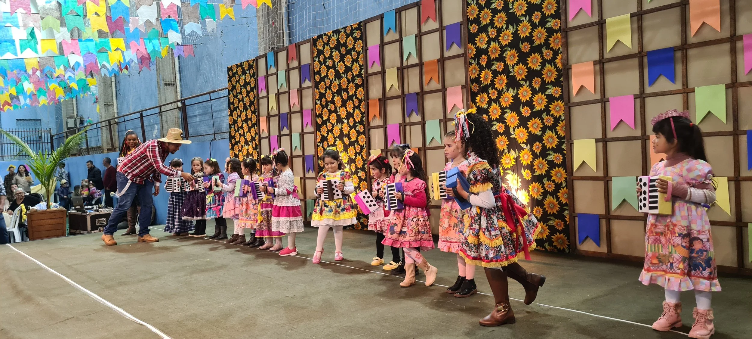 Festa Junina 2022- O maior evento de Dourados no mês de JUNHO. Confira as fotos