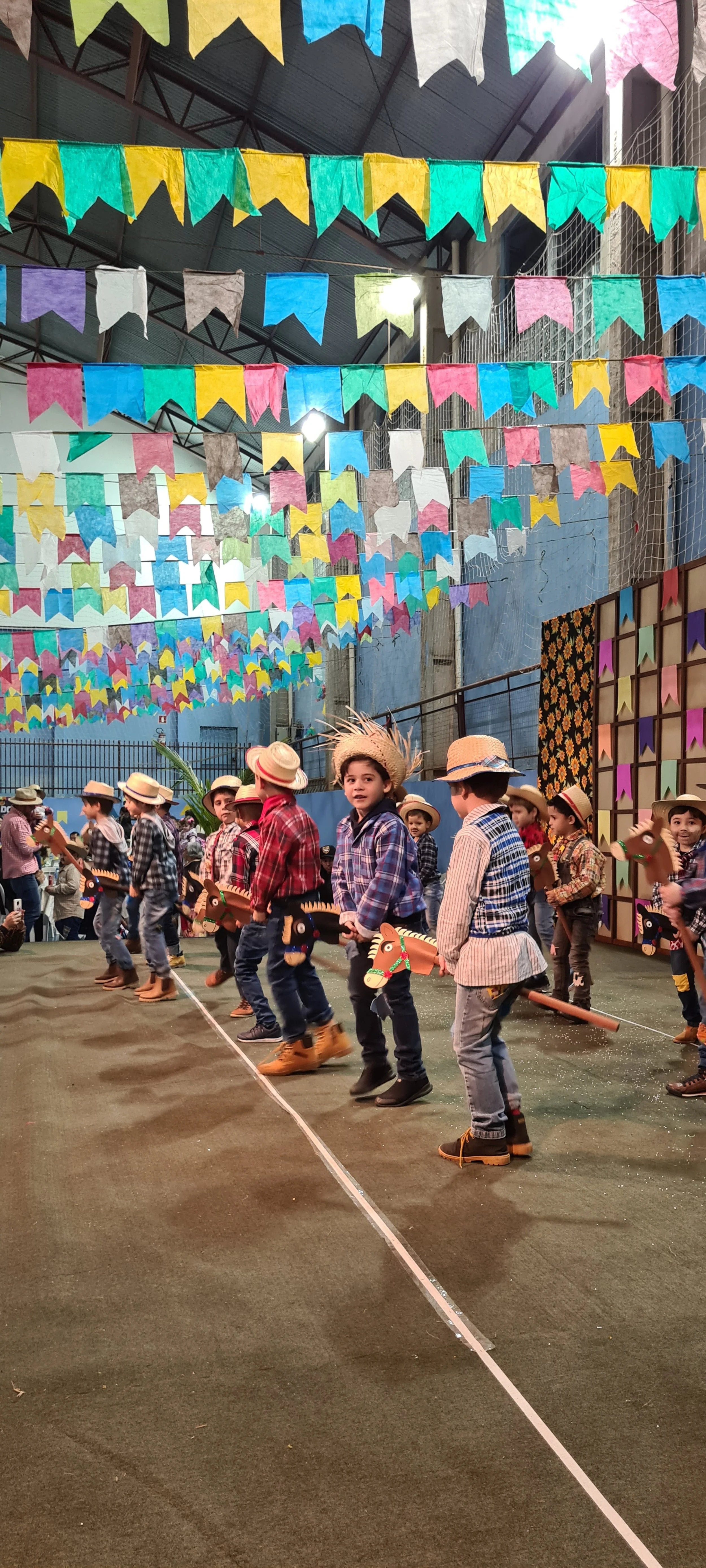 Festa Junina 2022- O maior evento de Dourados no mês de JUNHO. Confira as fotos