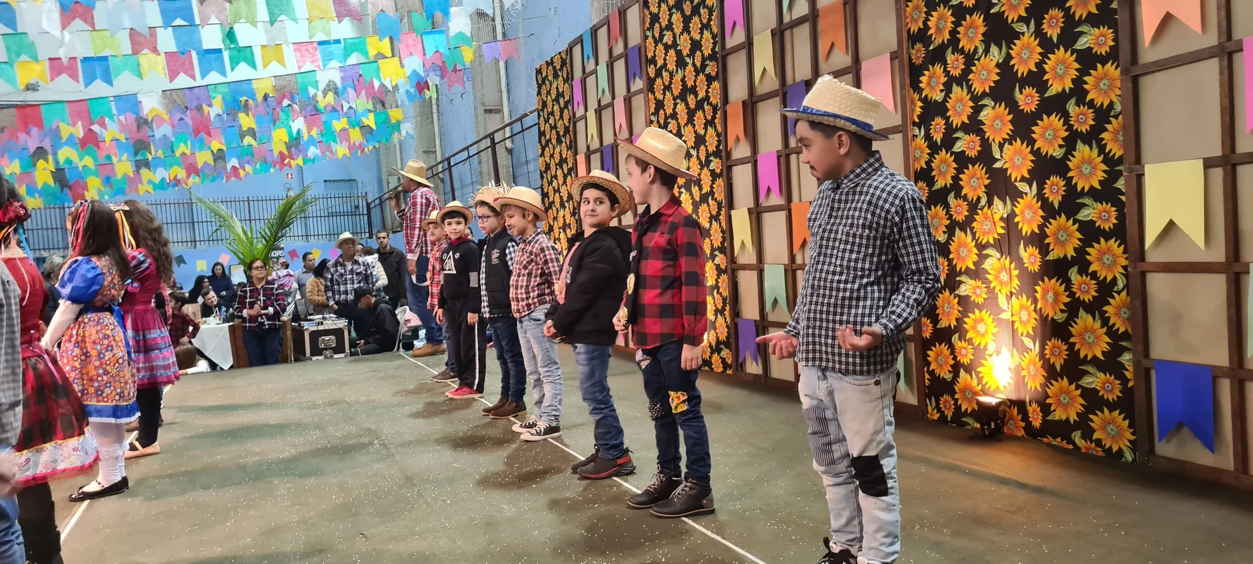 Festa Junina 2022- O maior evento de Dourados no mês de JUNHO. Confira as fotos