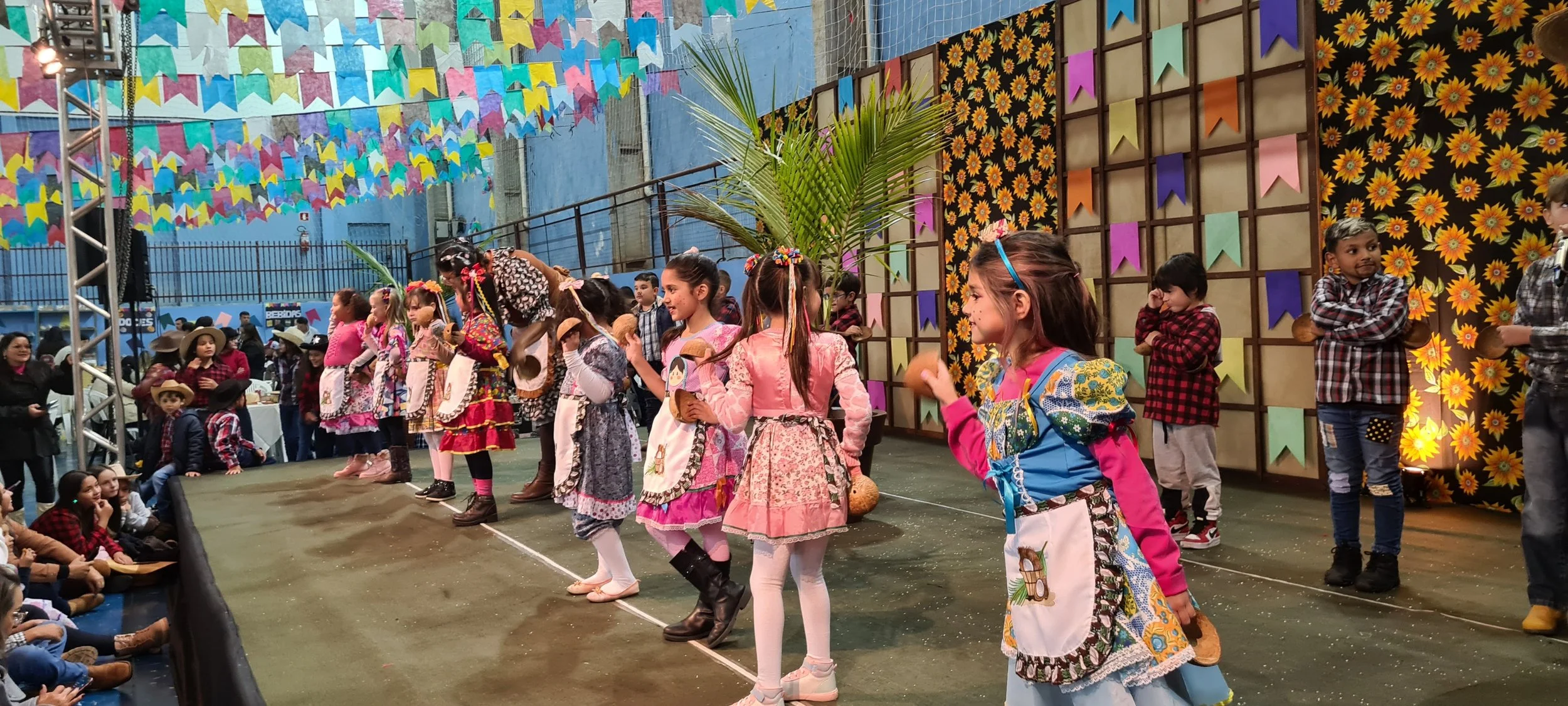Festa Junina 2022- O maior evento de Dourados no mês de JUNHO. Confira as fotos