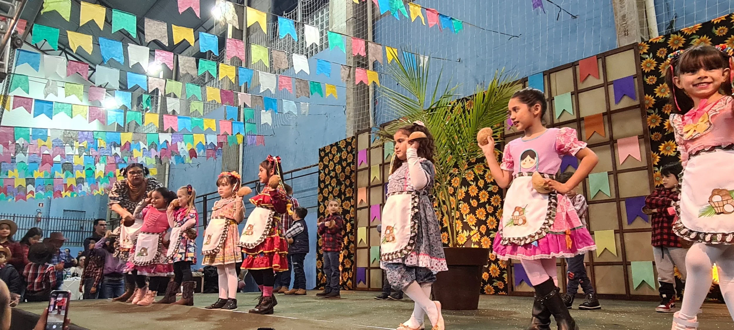 Festa Junina 2022- O maior evento de Dourados no mês de JUNHO. Confira as fotos