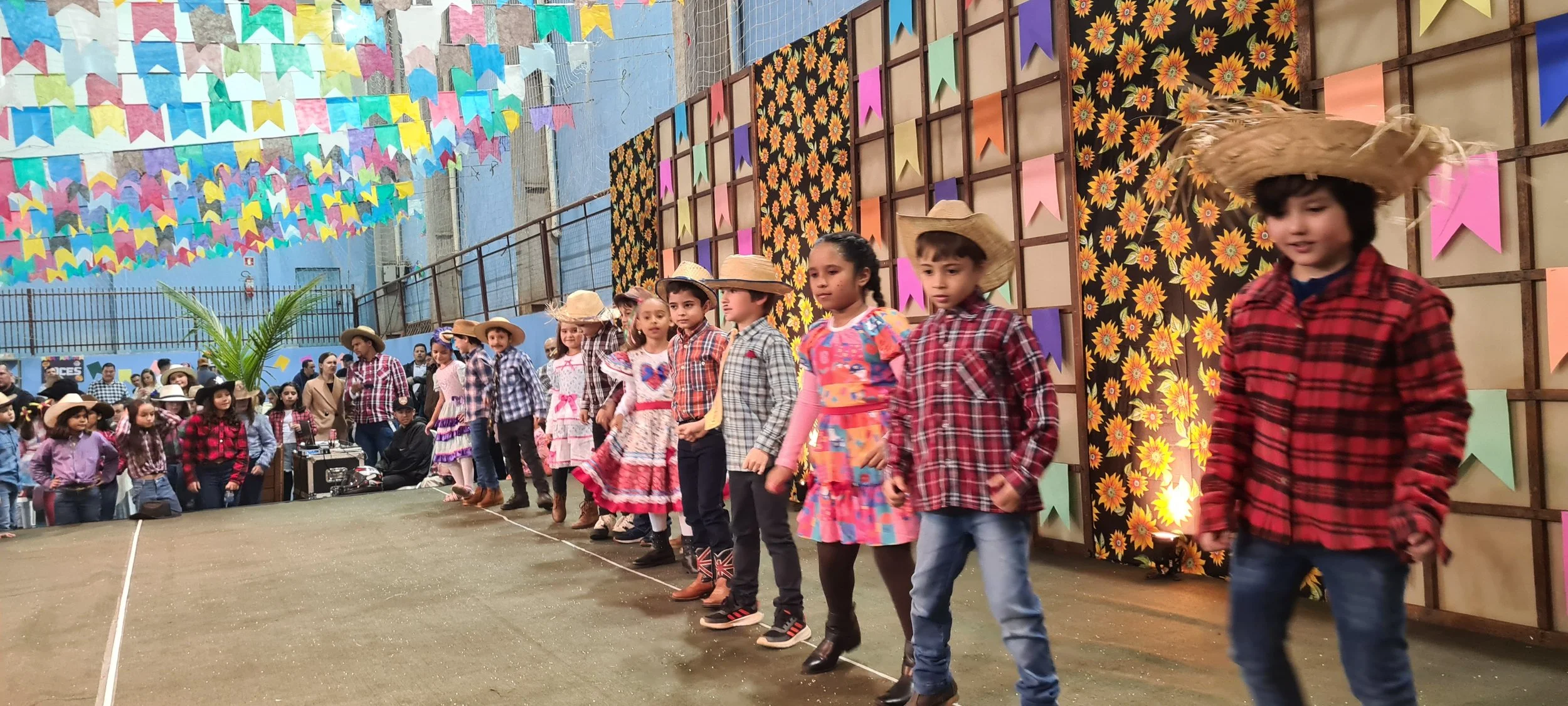 Festa Junina 2022- O maior evento de Dourados no mês de JUNHO. Confira as fotos