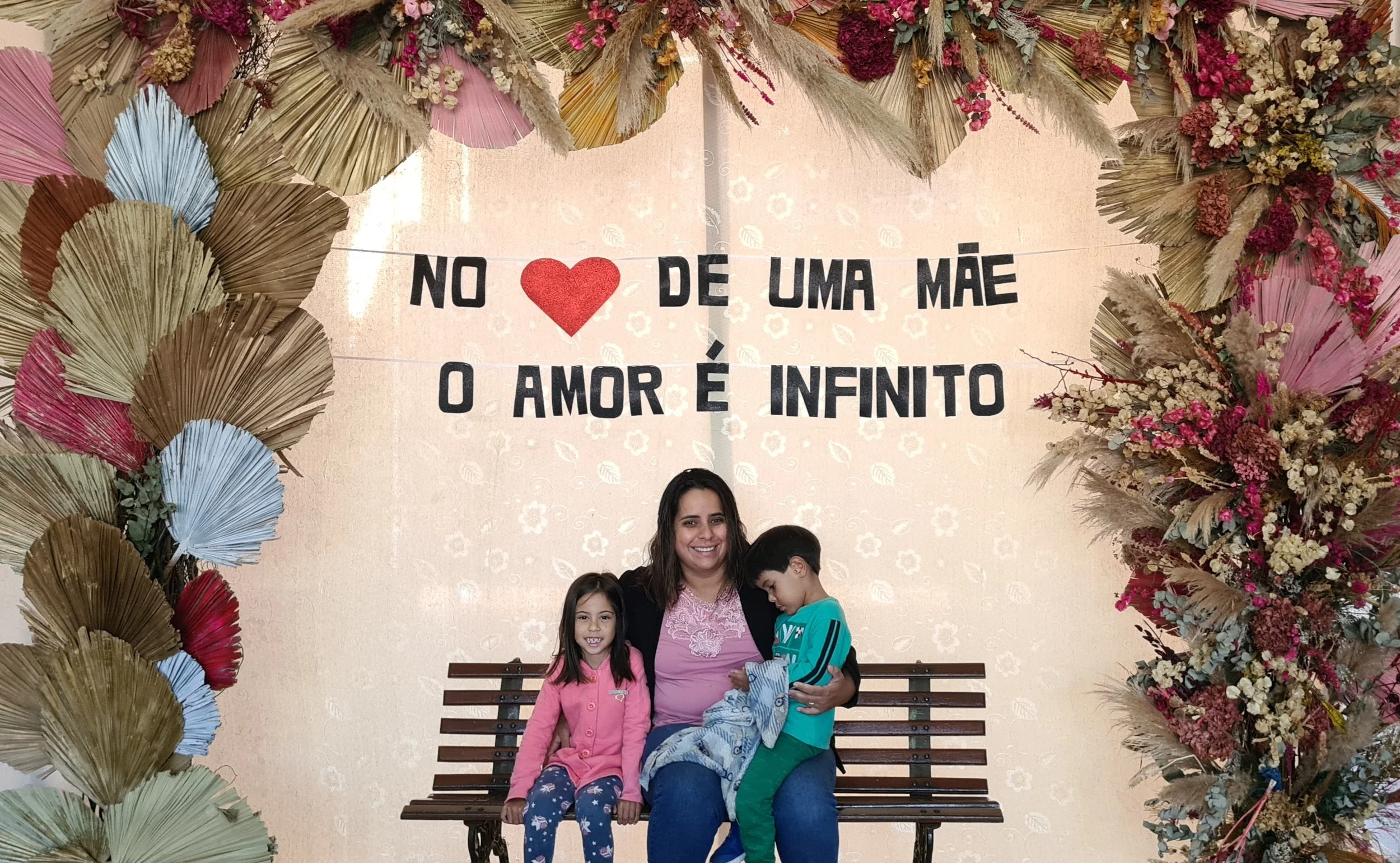 Dia das Mães 2022- CEART Dia das Mães 2022- CEART