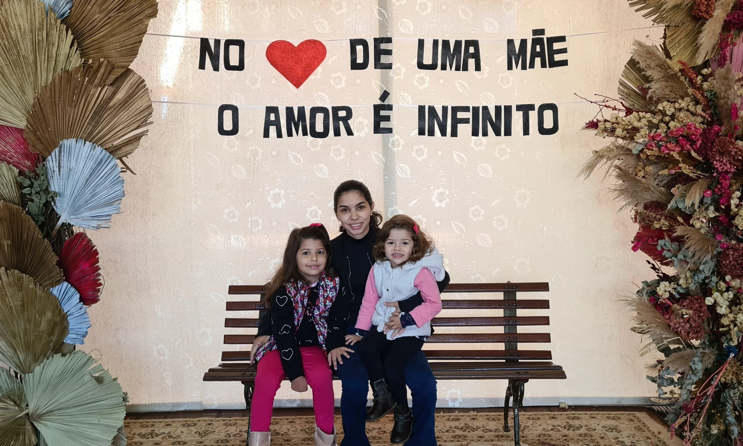 Dia das Mães 2022- CEART Dia das Mães 2022- CEART