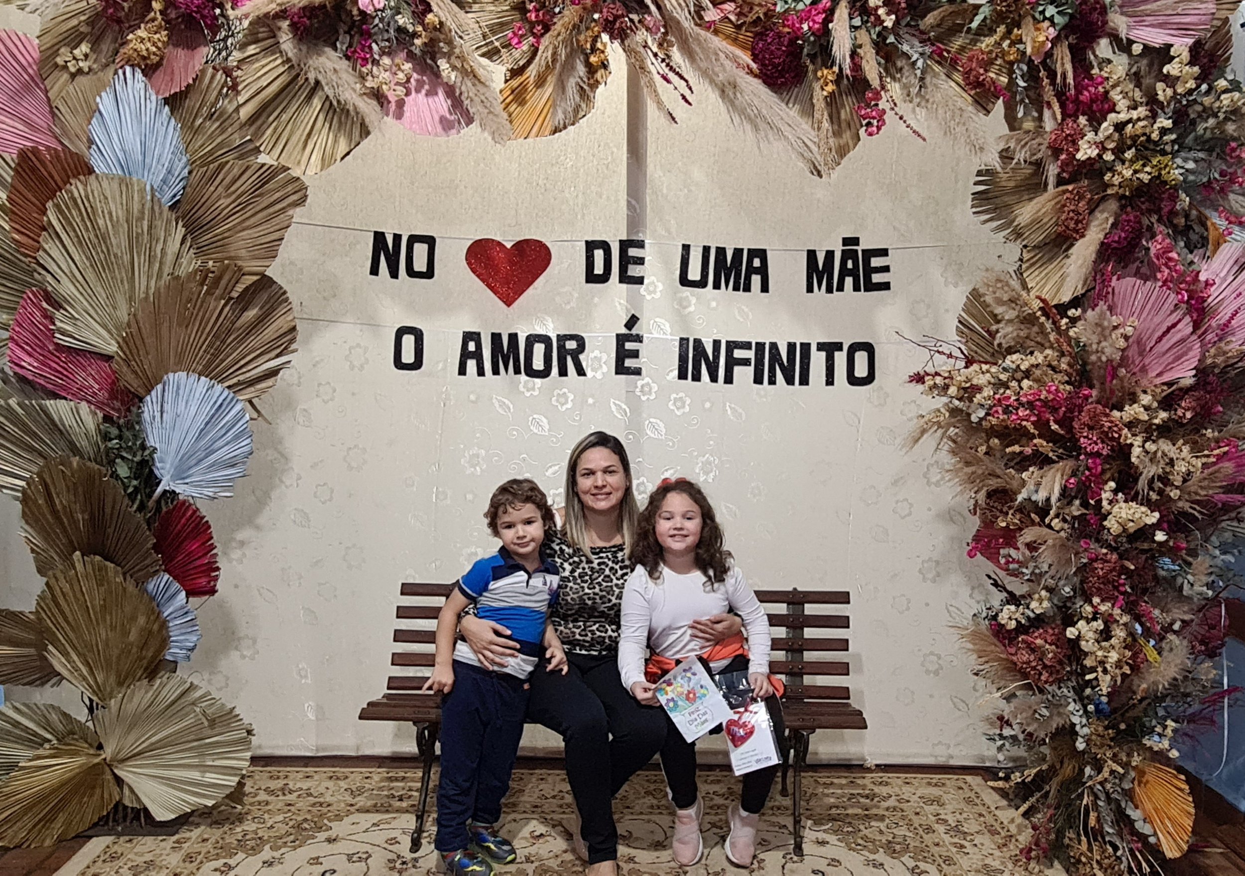 Dia das Mães 2022- CEART Dia das Mães 2022- CEART