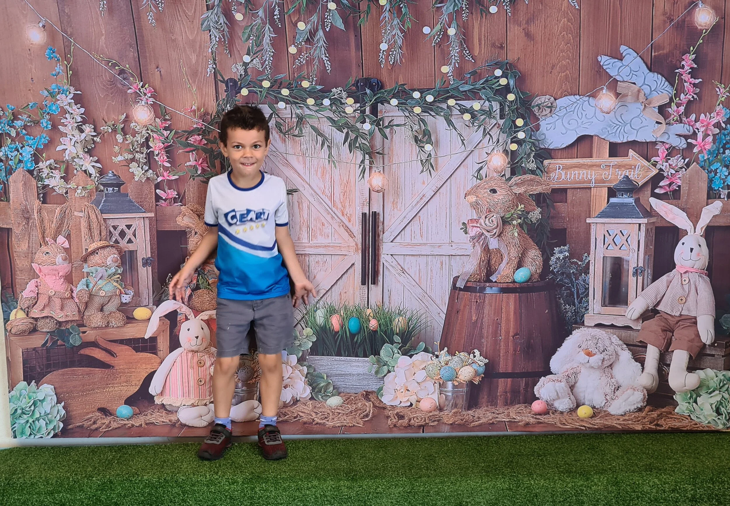 Feliz Páscoa 2023- Repleto de paz e alegria.