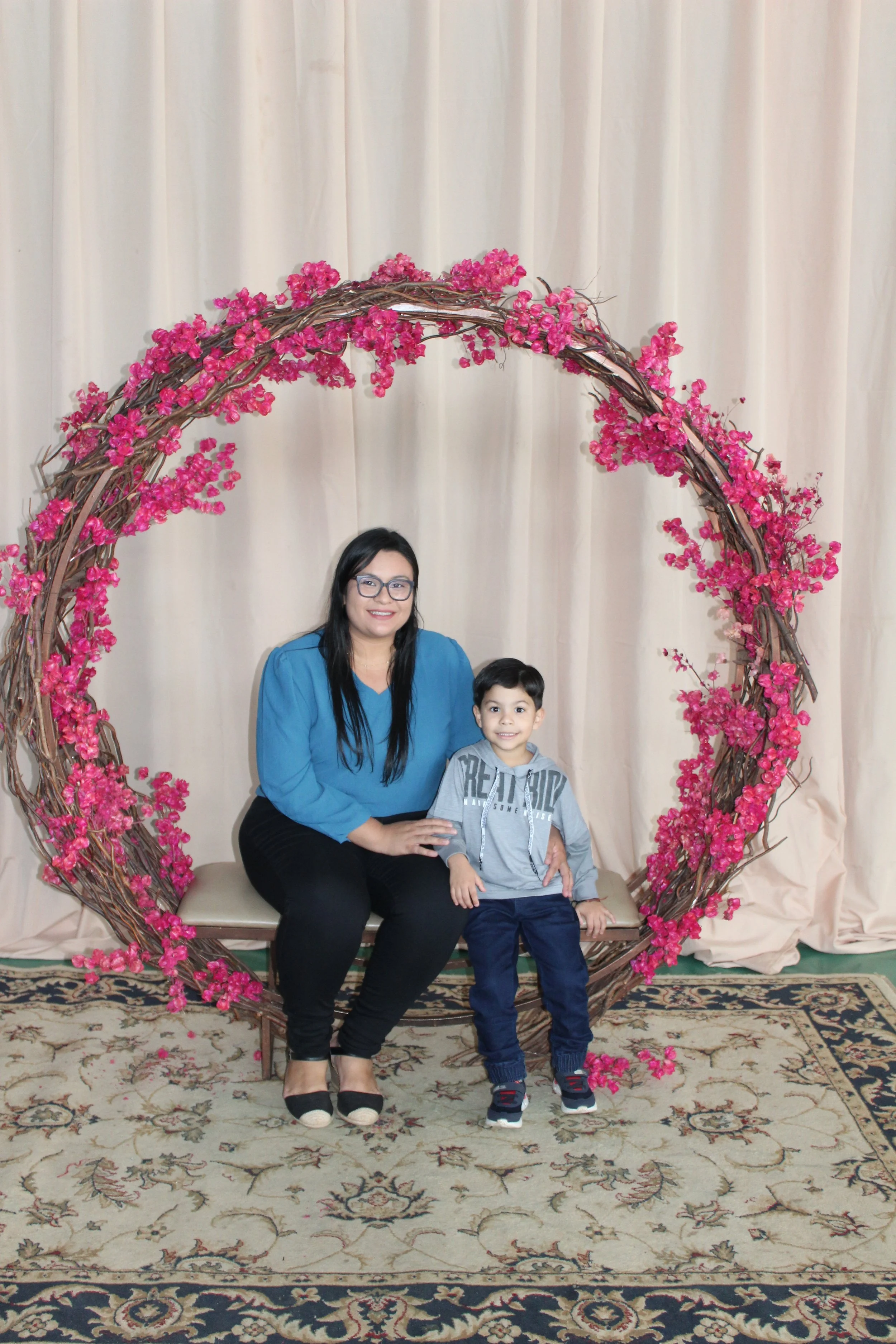 Dia das mães- O que é ser mãe? Fotos da Festa do dia das Mães 2023