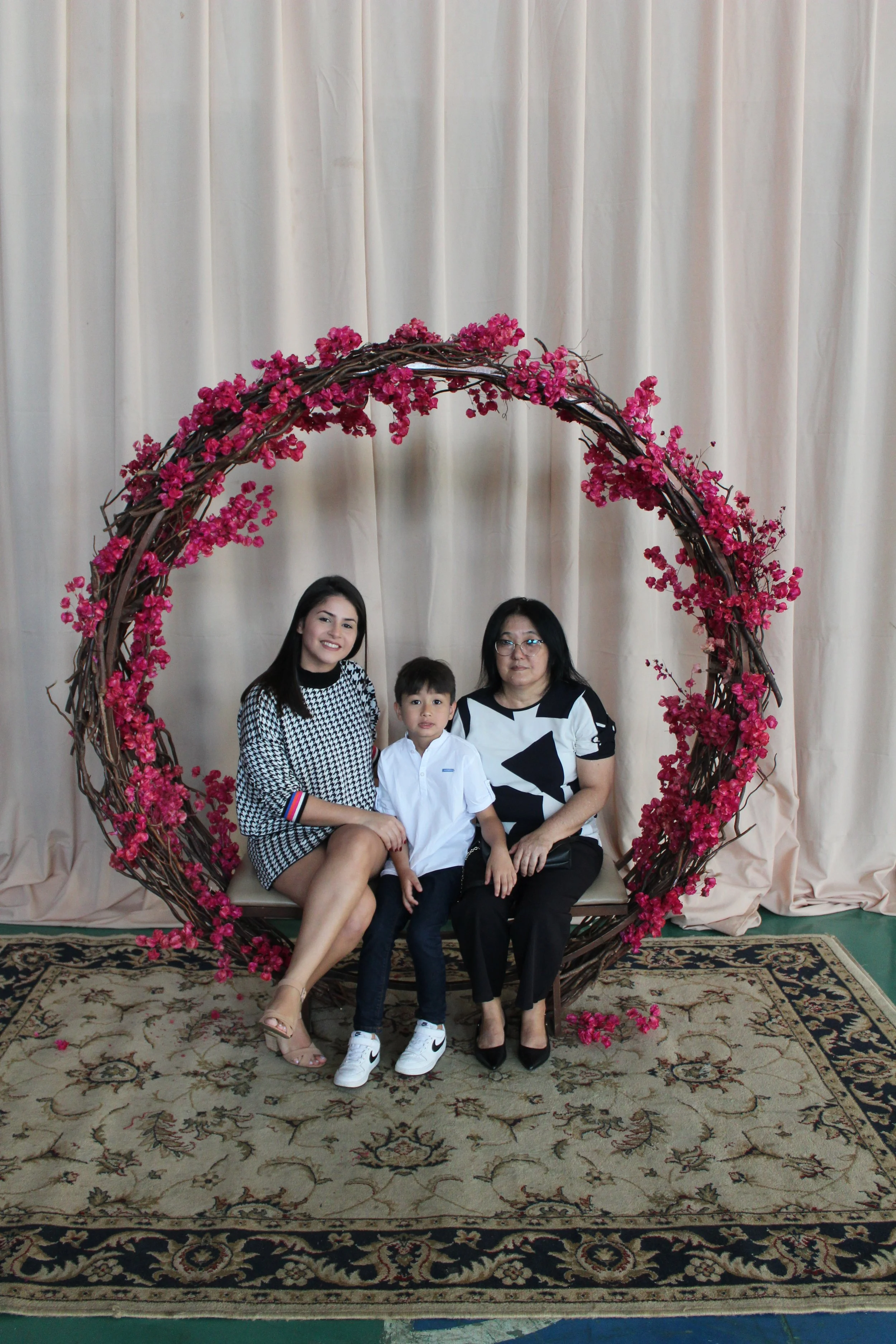 Dia das mães- O que é ser mãe? Fotos da Festa do dia das Mães 2023