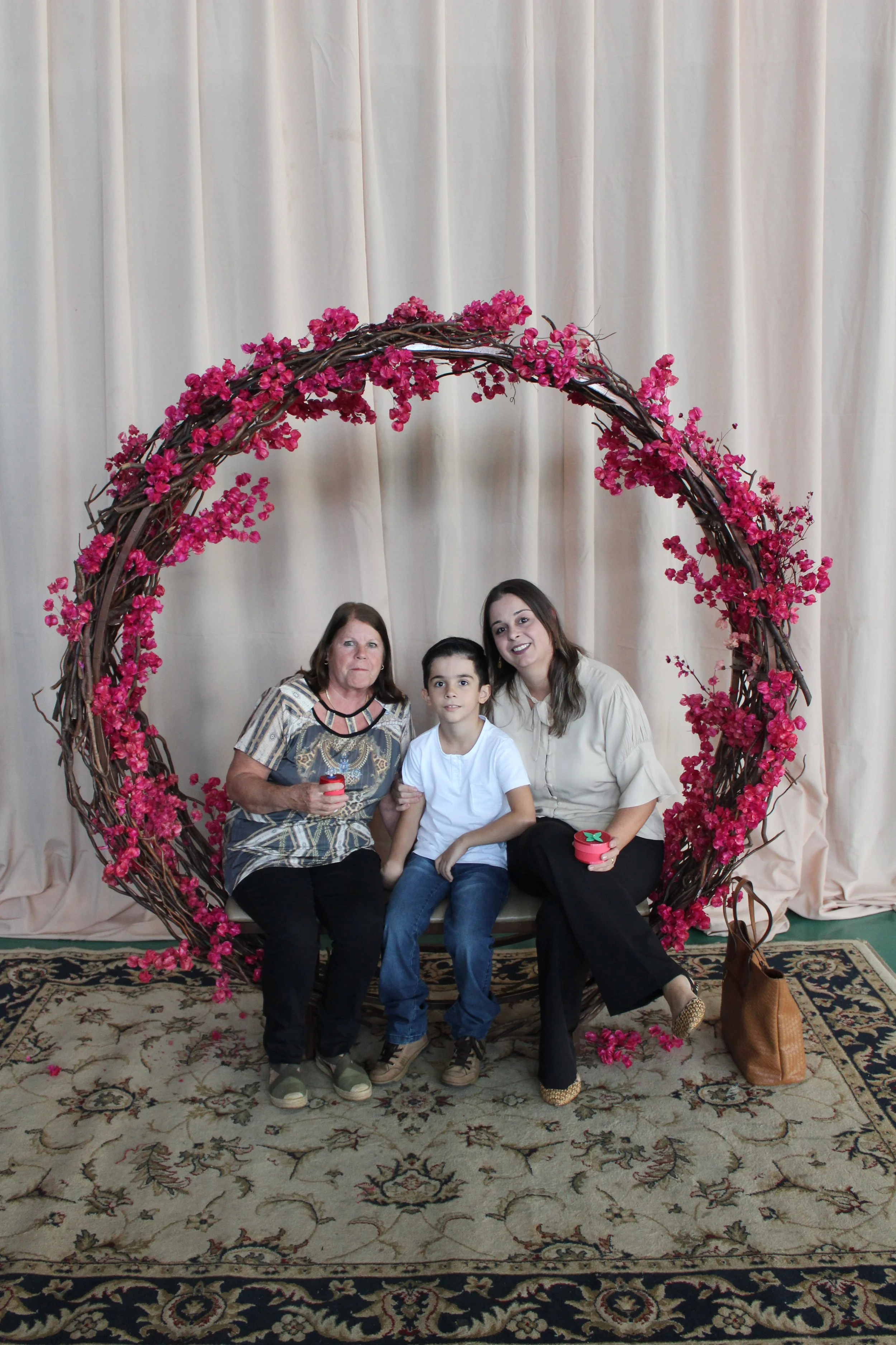 Dia das mães- O que é ser mãe? Fotos da Festa do dia das Mães 2023
