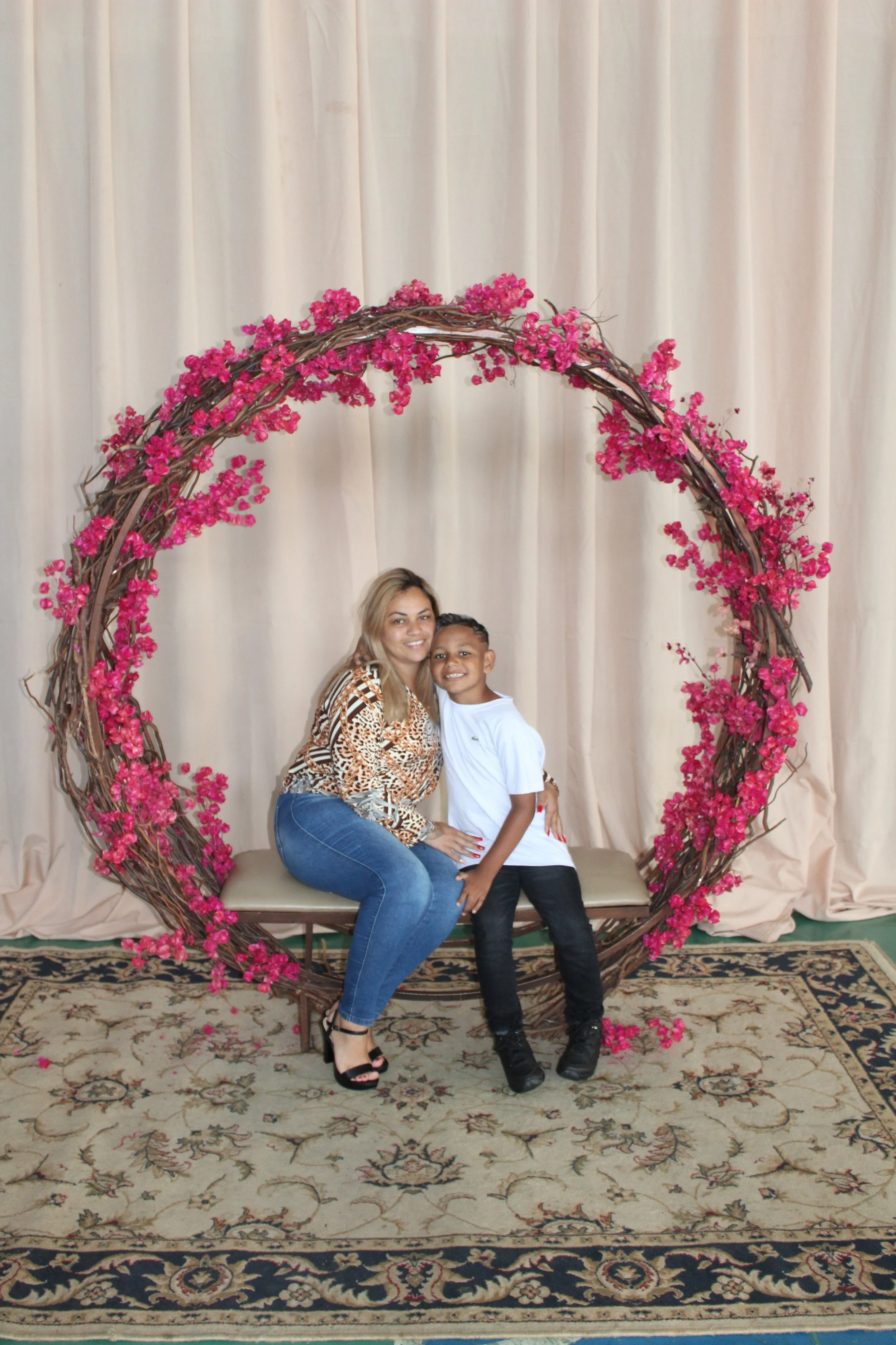 Dia das mães- O que é ser mãe? Fotos da Festa do dia das Mães 2023