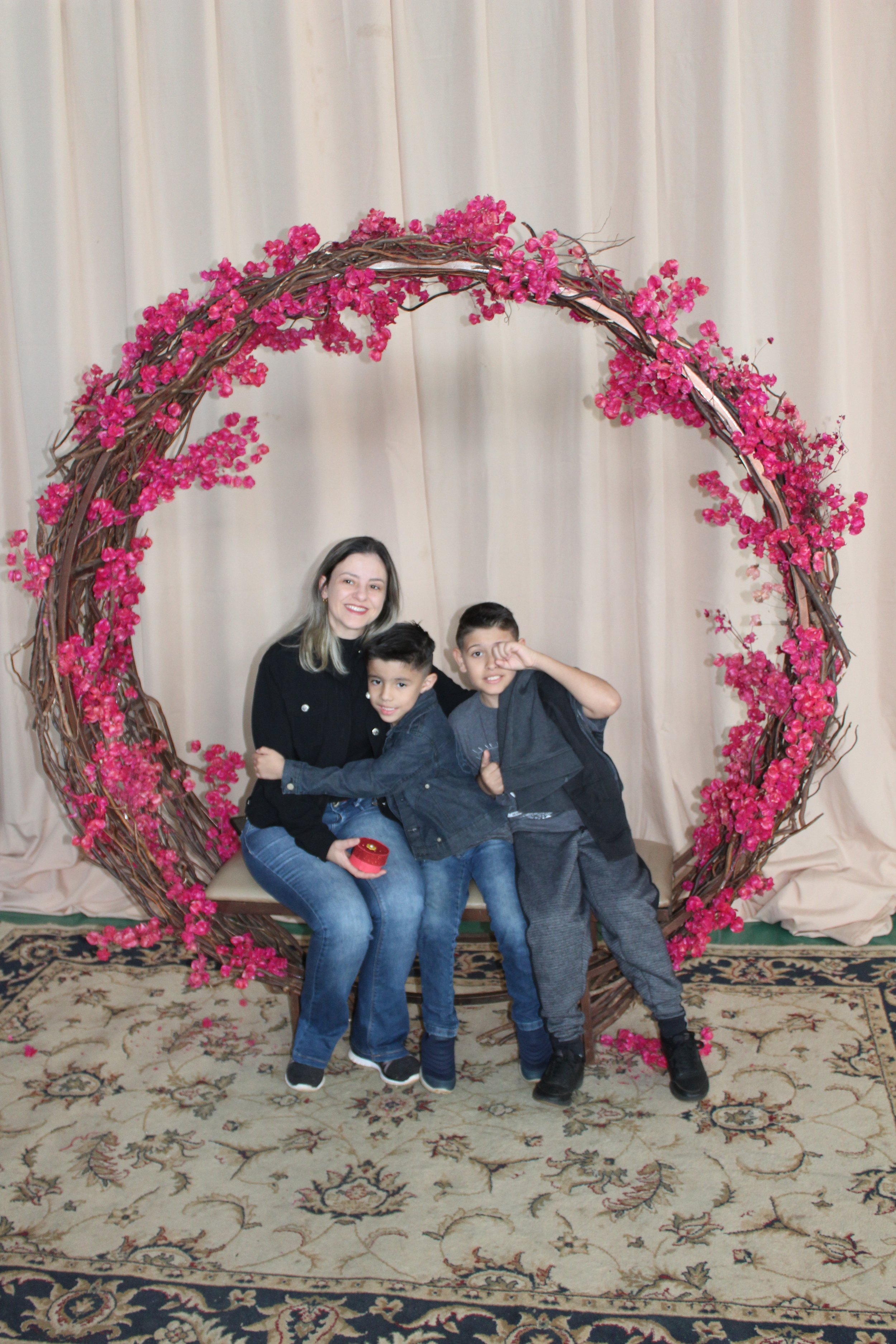 Dia das mães- O que é ser mãe? Fotos da Festa do dia das Mães 2023