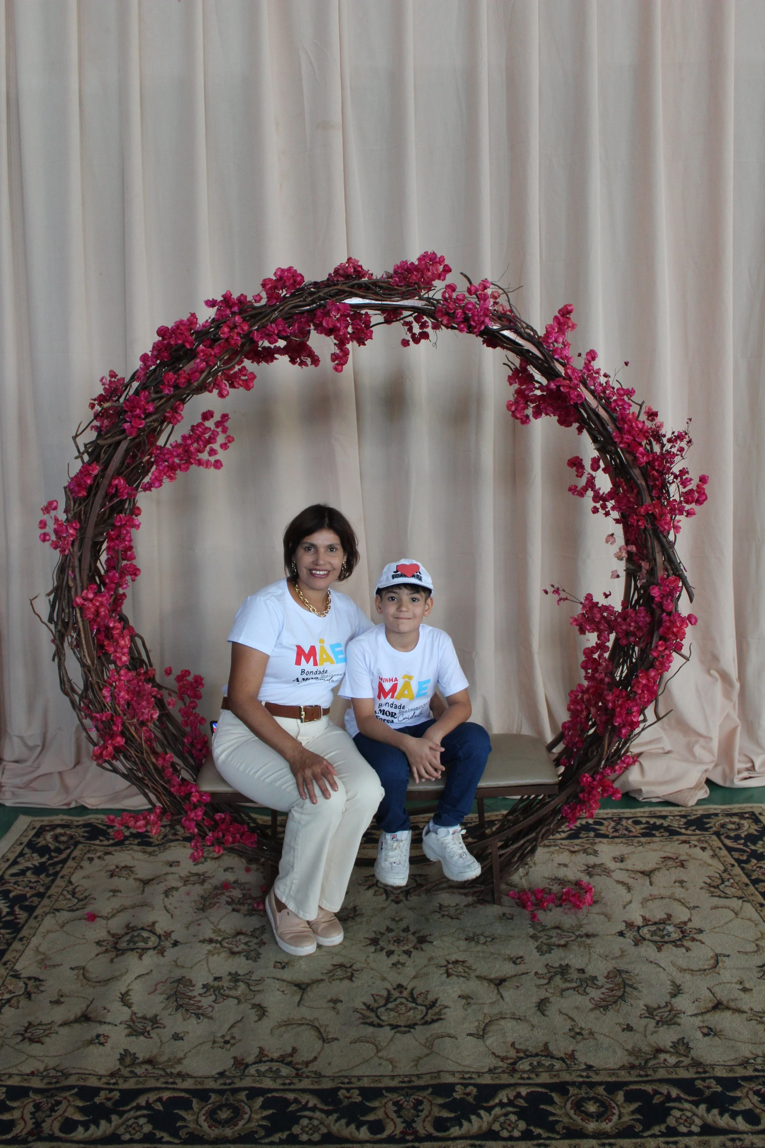 Dia das mães- O que é ser mãe? Fotos da Festa do dia das Mães 2023
