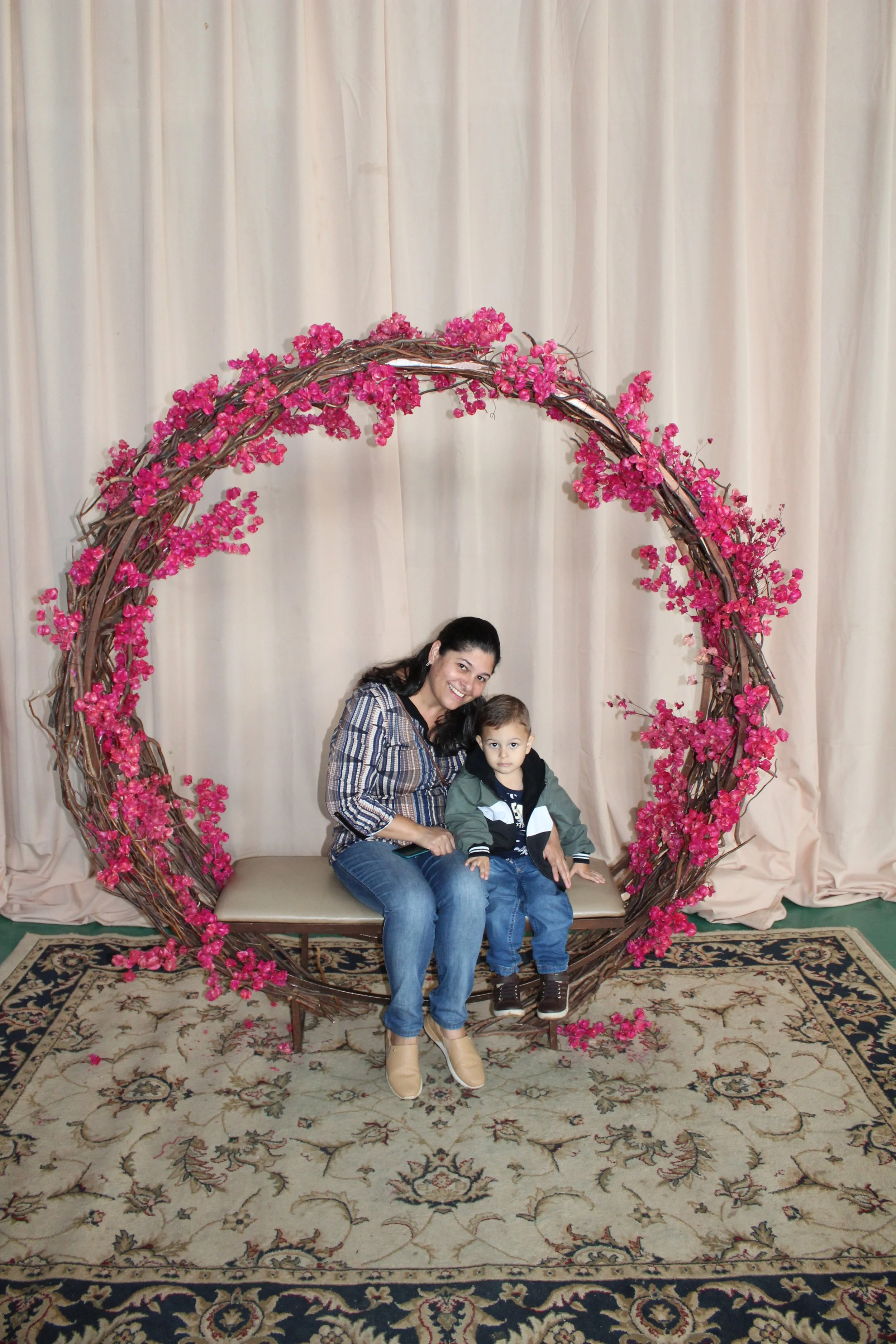 Dia das mães- O que é ser mãe? Fotos da Festa do dia das Mães 2023