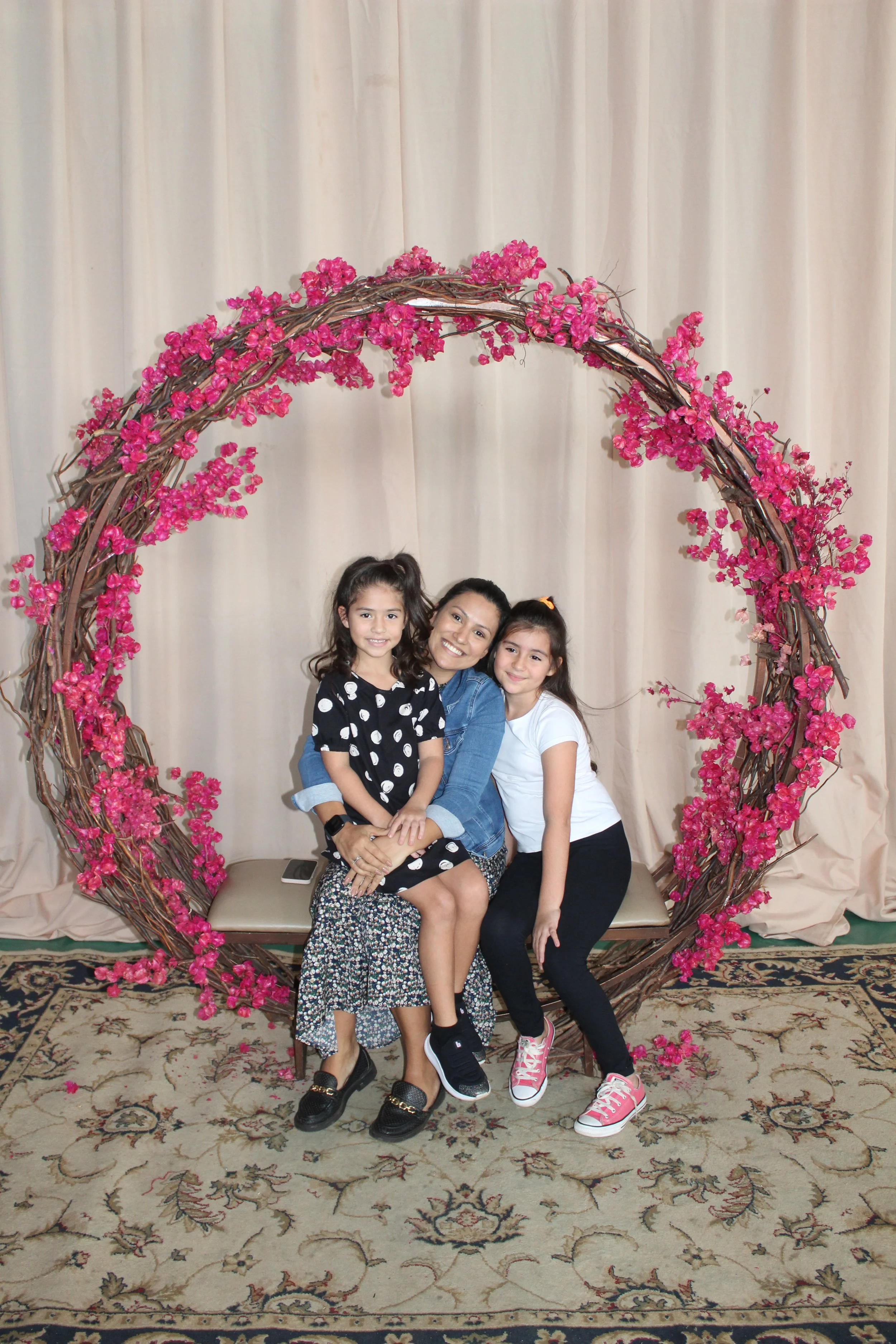Dia das mães- O que é ser mãe? Fotos da Festa do dia das Mães 2023