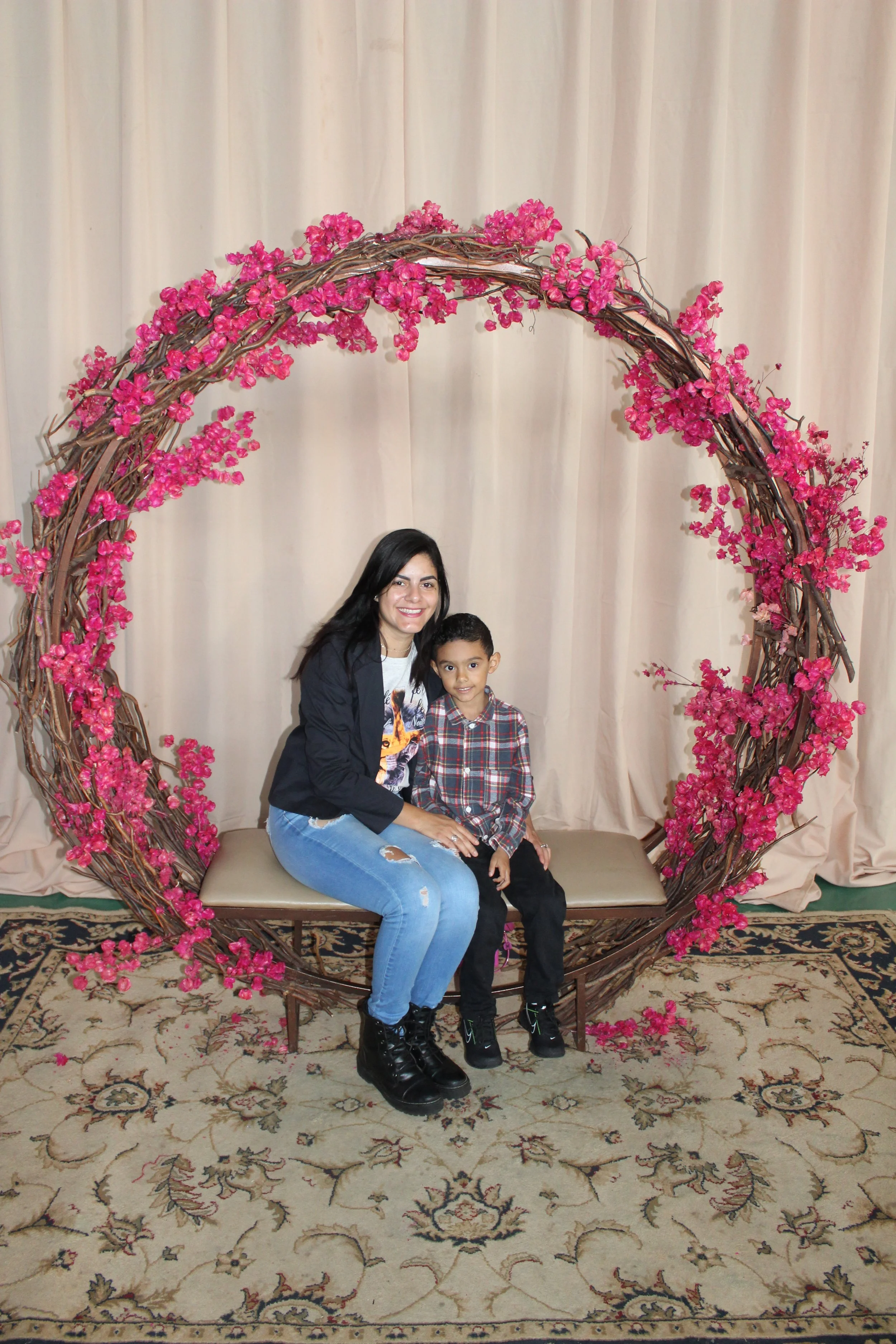 Dia das mães- O que é ser mãe? Fotos da Festa do dia das Mães 2023