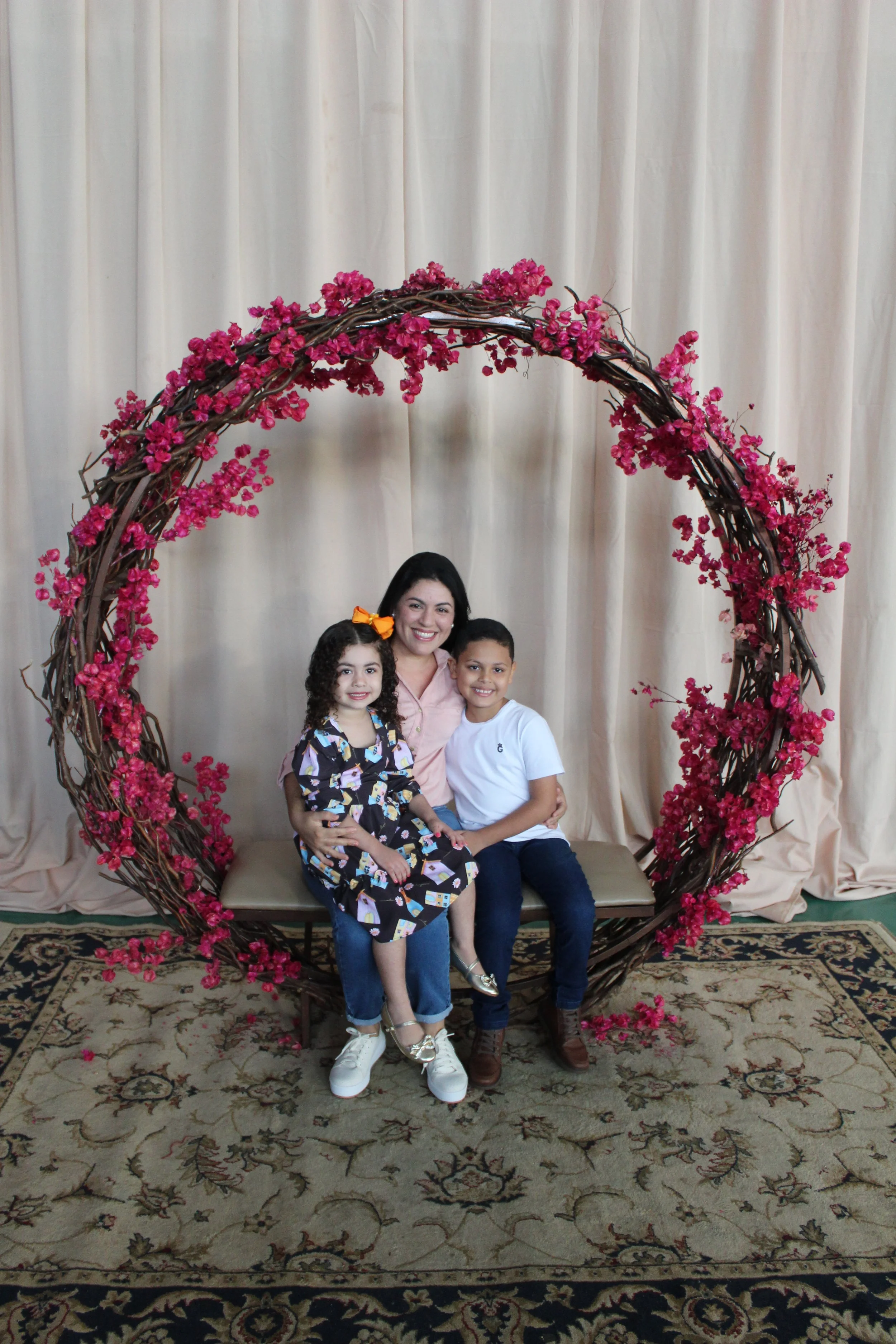 Dia das mães- O que é ser mãe? Fotos da Festa do dia das Mães 2023