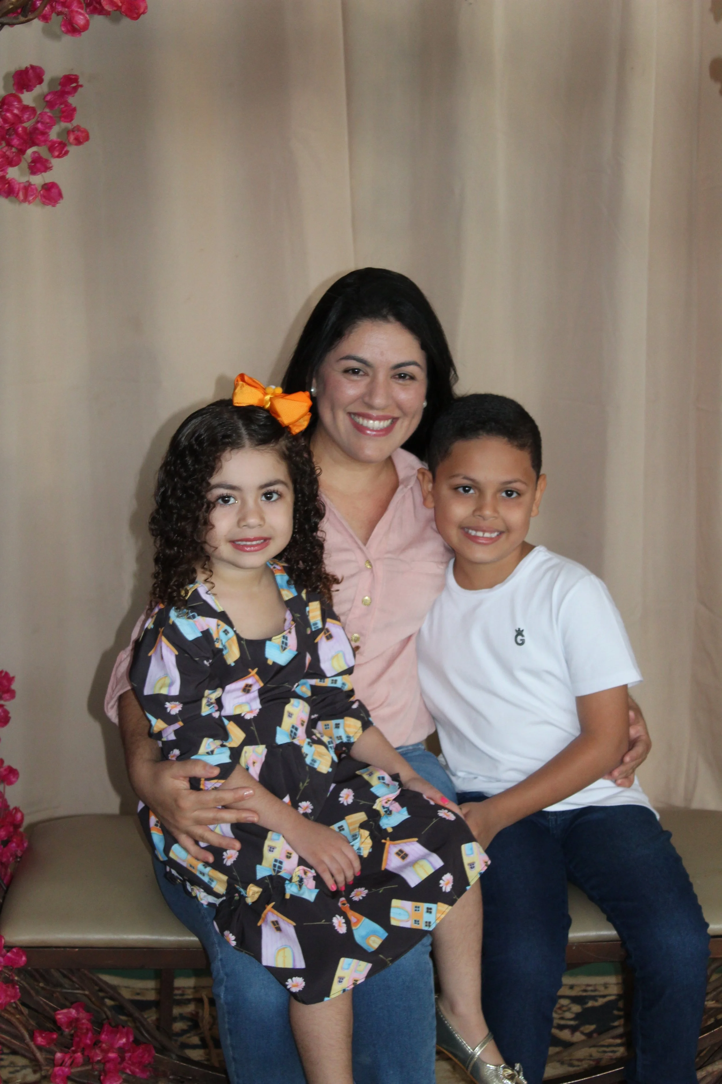 Dia das mães- O que é ser mãe? Fotos da Festa do dia das Mães 2023