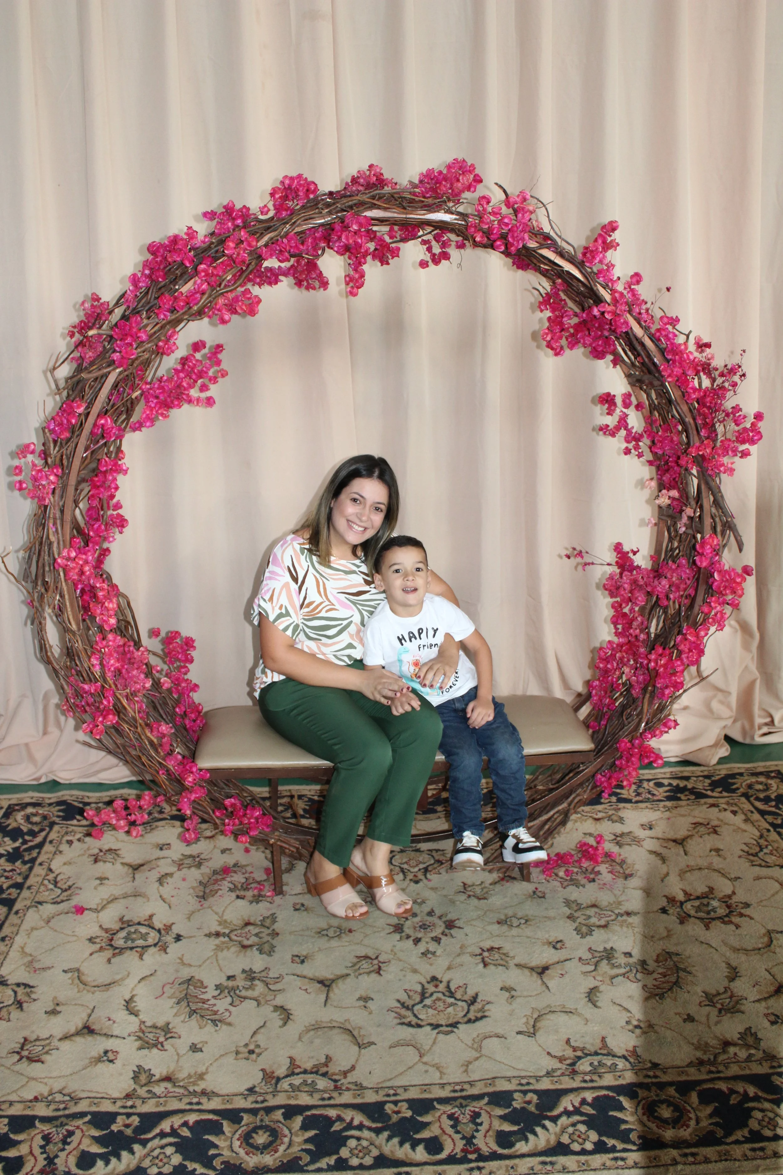 Dia das mães- O que é ser mãe? Fotos da Festa do dia das Mães 2023