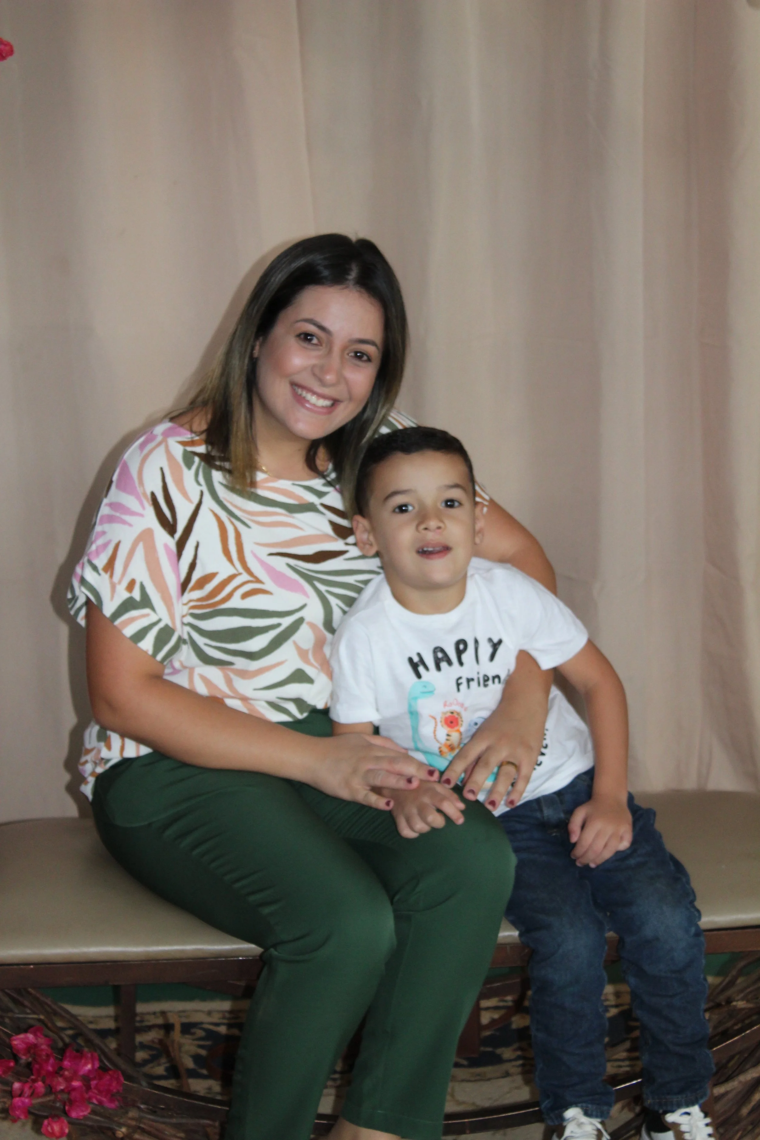 Dia das mães- O que é ser mãe? Fotos da Festa do dia das Mães 2023