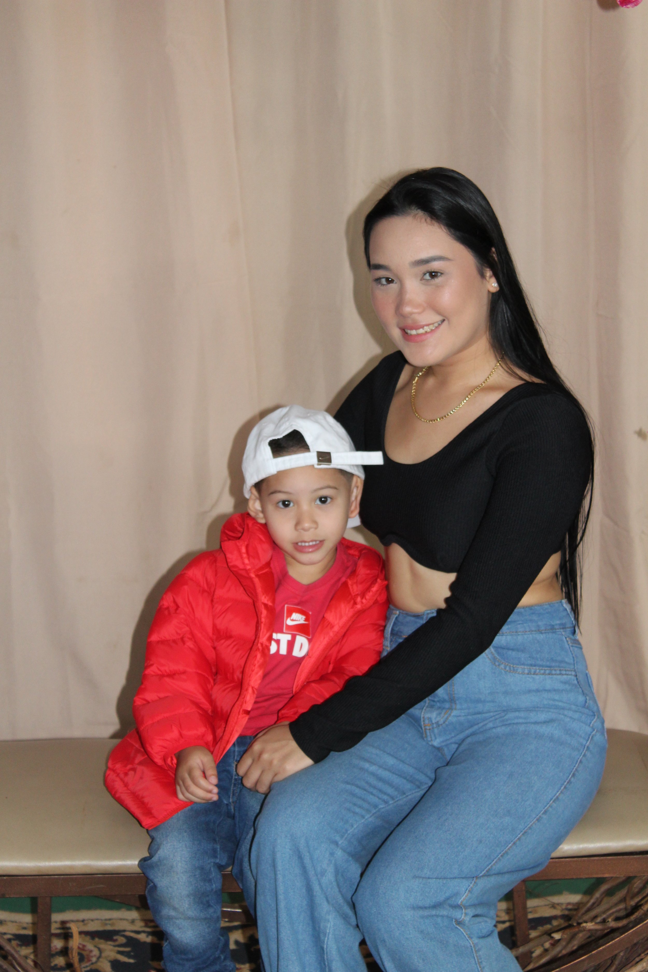 Dia das mães- O que é ser mãe? Fotos da Festa do dia das Mães 2023