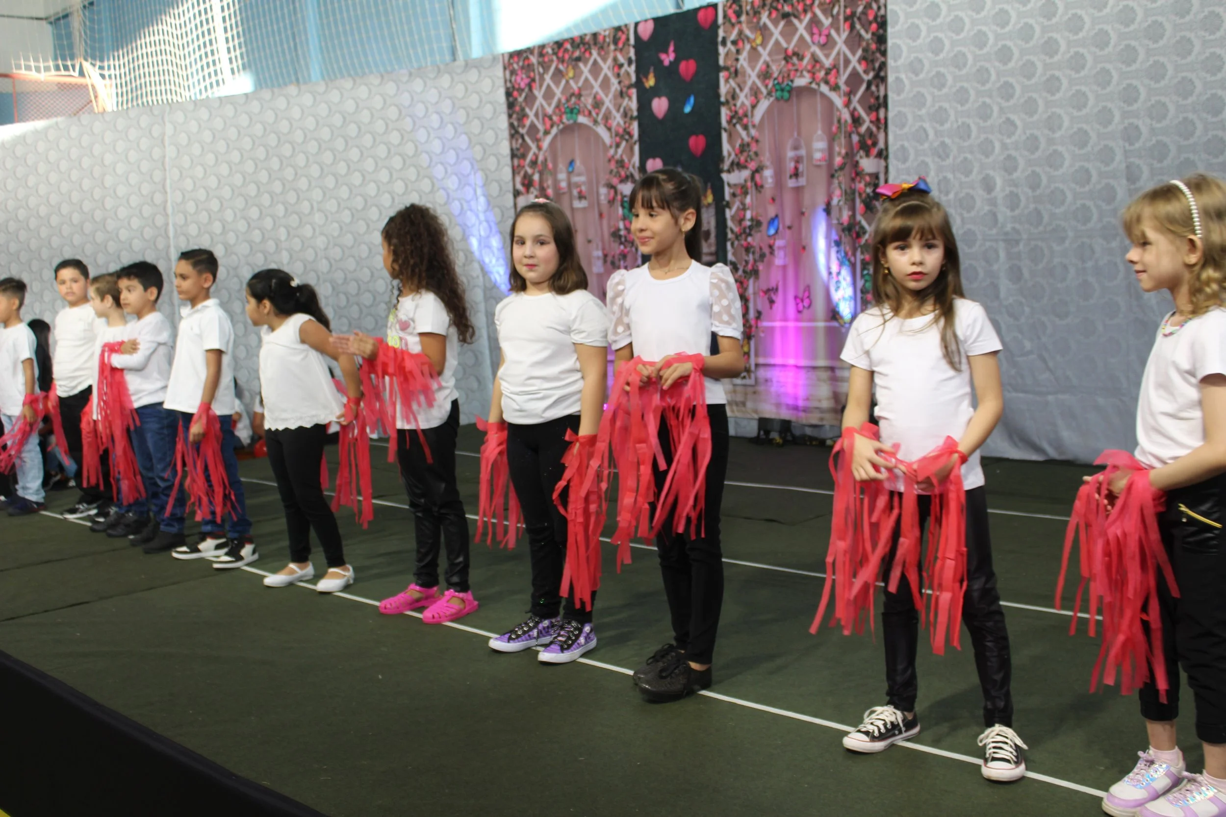 Dia das mães- O que é ser mãe? Fotos da Festa do dia das Mães 2023
