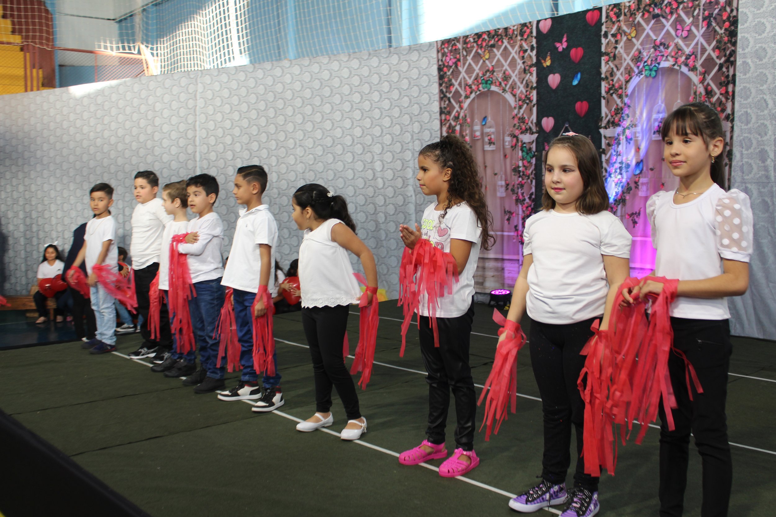Dia das mães- O que é ser mãe? Fotos da Festa do dia das Mães 2023