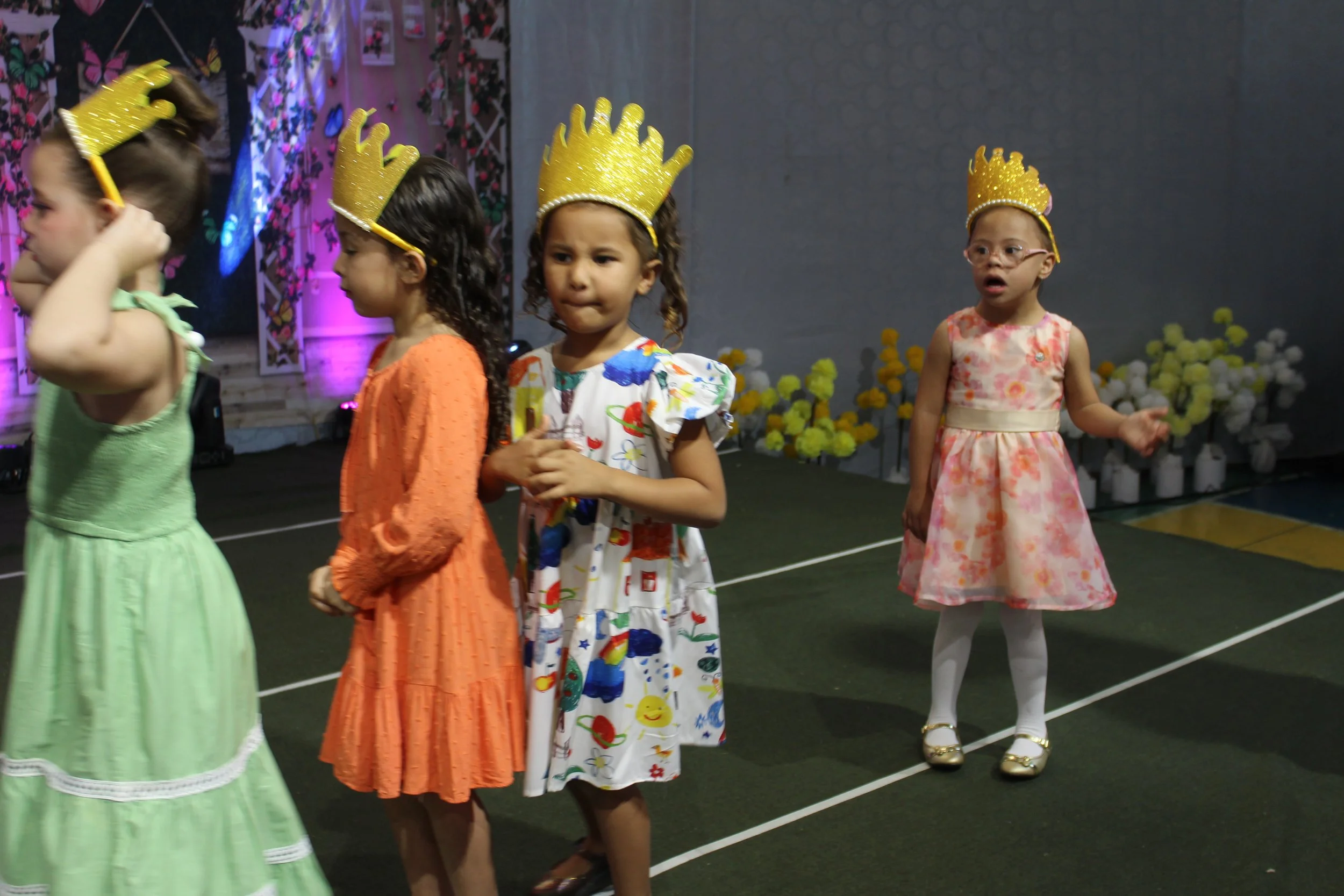Dia das mães- O que é ser mãe? Fotos da Festa do dia das Mães 2023