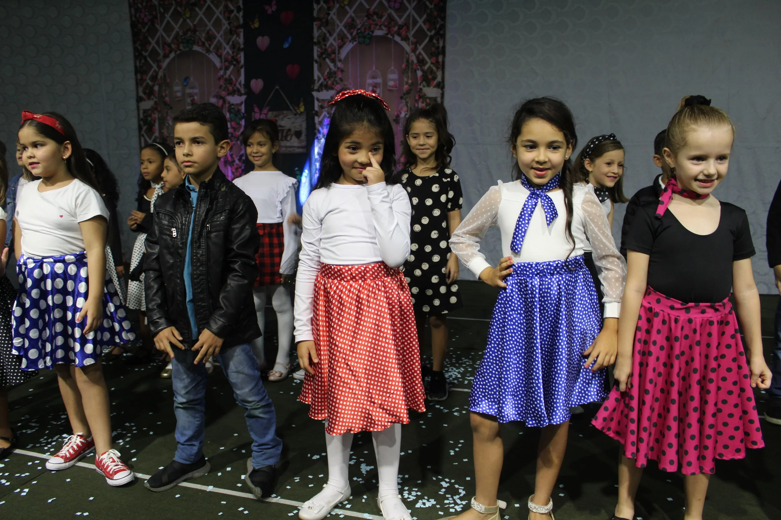 Dia das mães- O que é ser mãe? Fotos da Festa do dia das Mães 2023