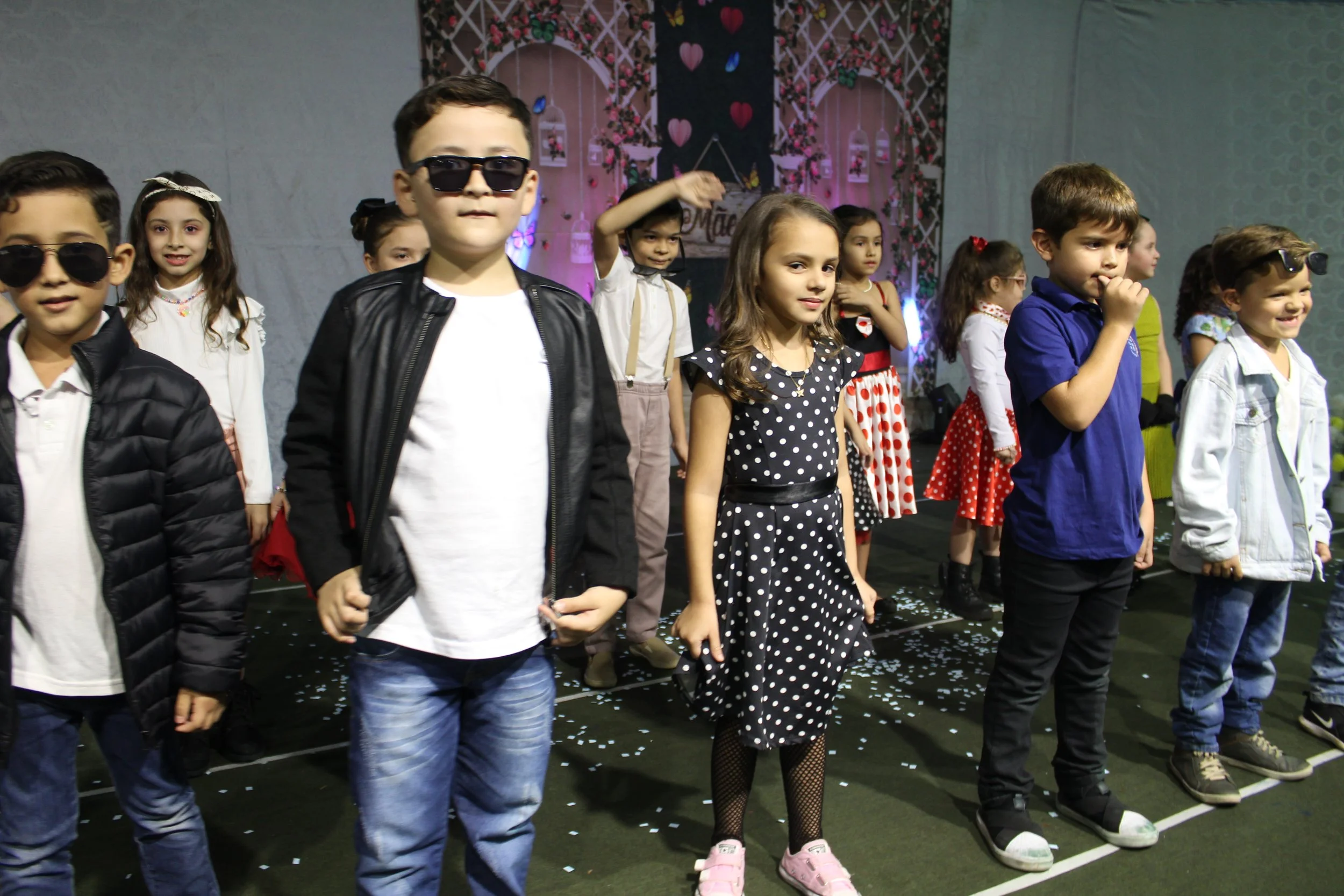 Dia das mães- O que é ser mãe? Fotos da Festa do dia das Mães 2023