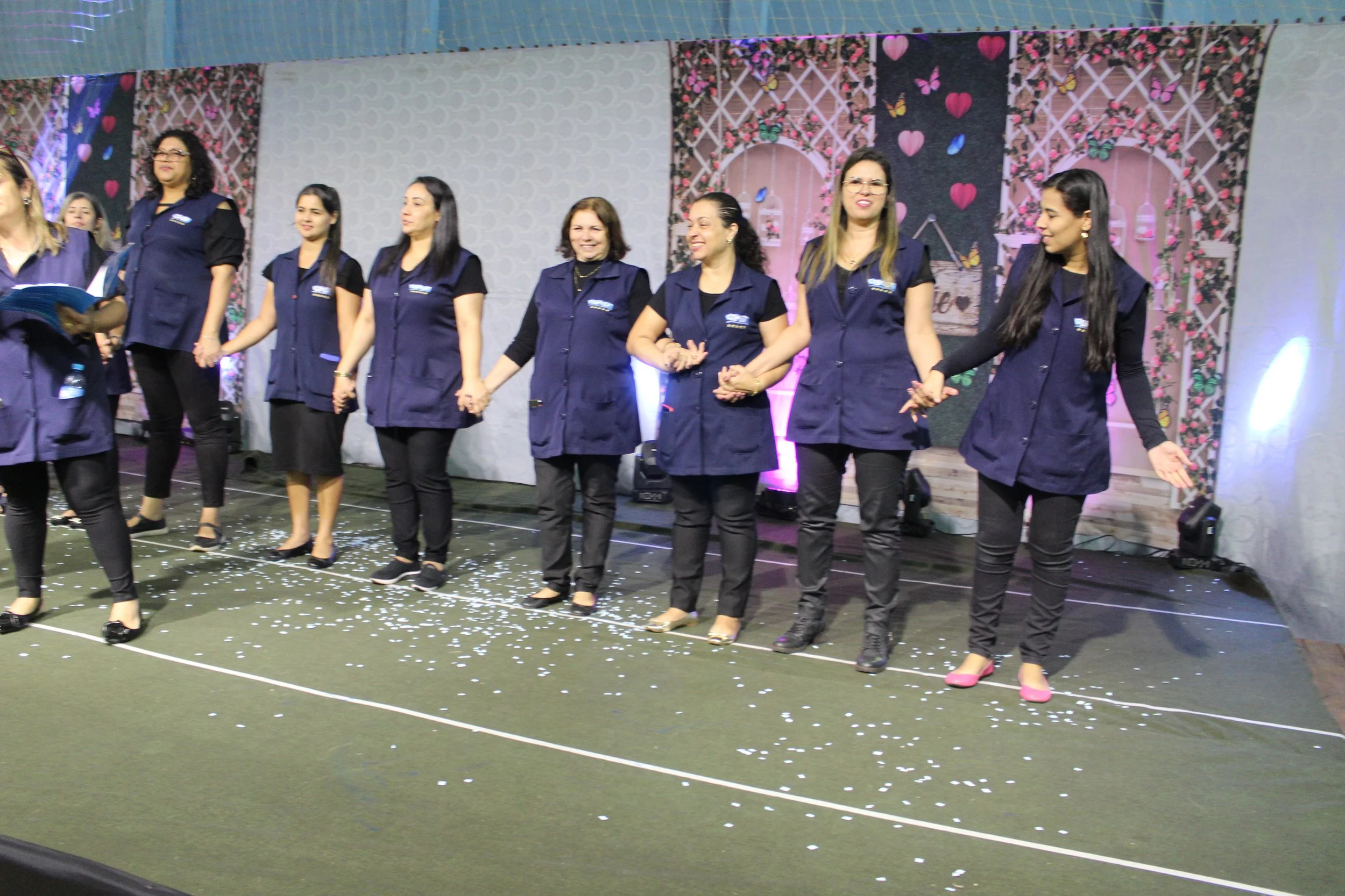 Dia das mães- O que é ser mãe? Fotos da Festa do dia das Mães 2023