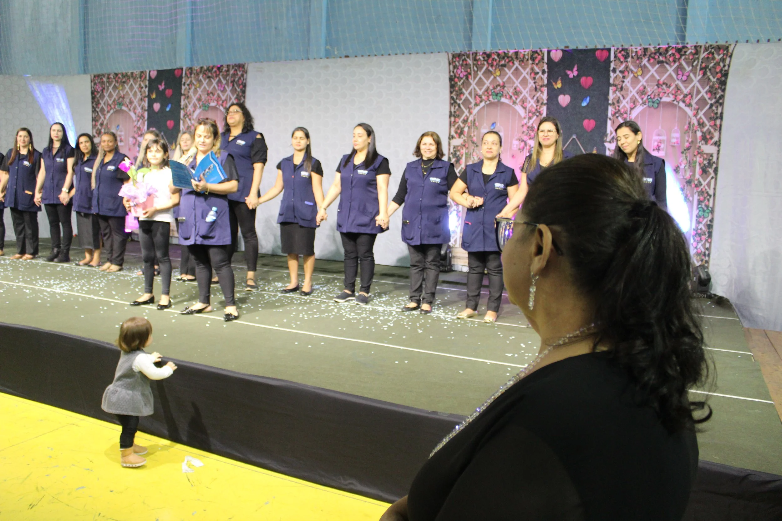 Dia das mães- O que é ser mãe? Fotos da Festa do dia das Mães 2023