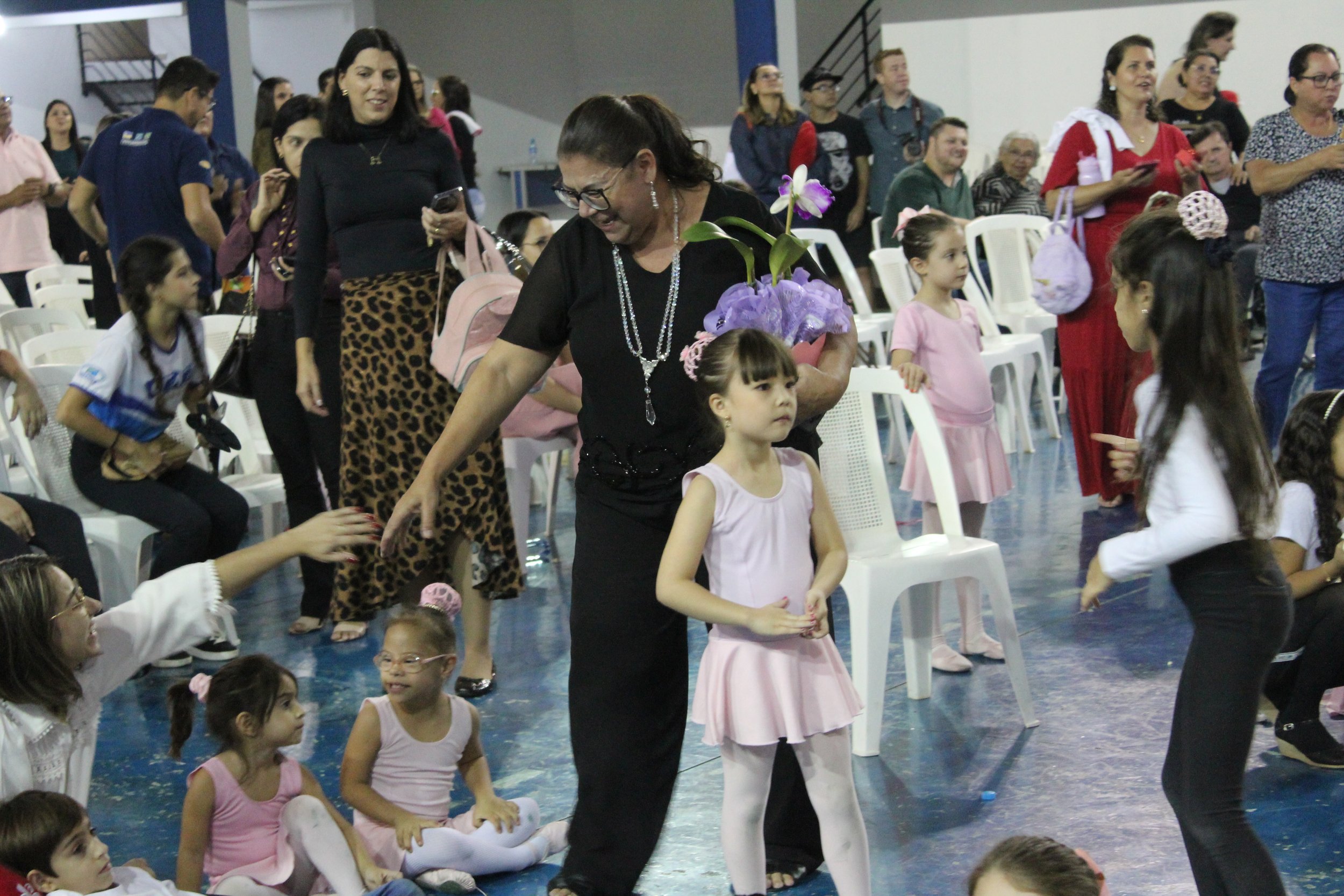 Dia das mães- O que é ser mãe? Fotos da Festa do dia das Mães 2023