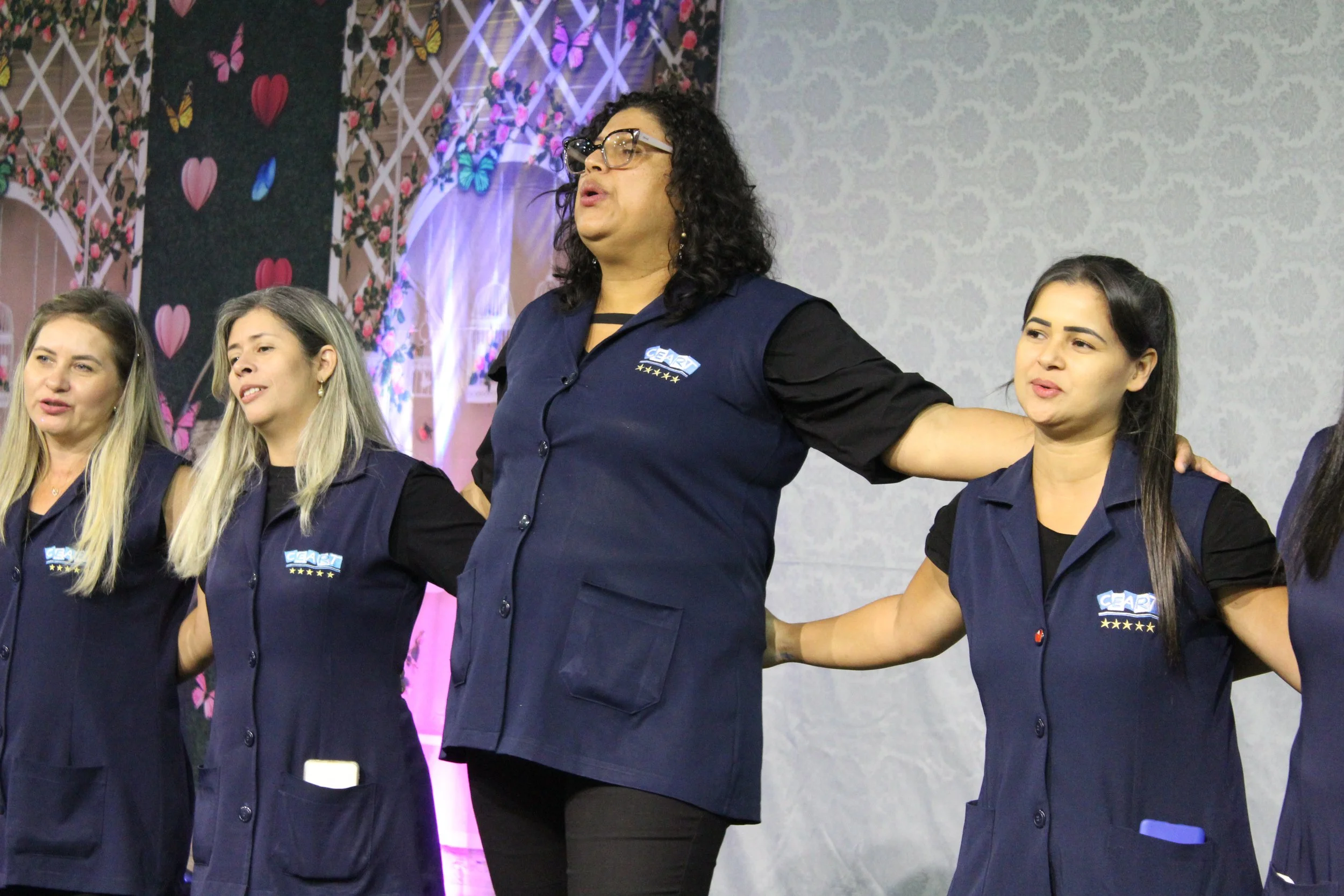 Dia das mães- O que é ser mãe? Fotos da Festa do dia das Mães 2023