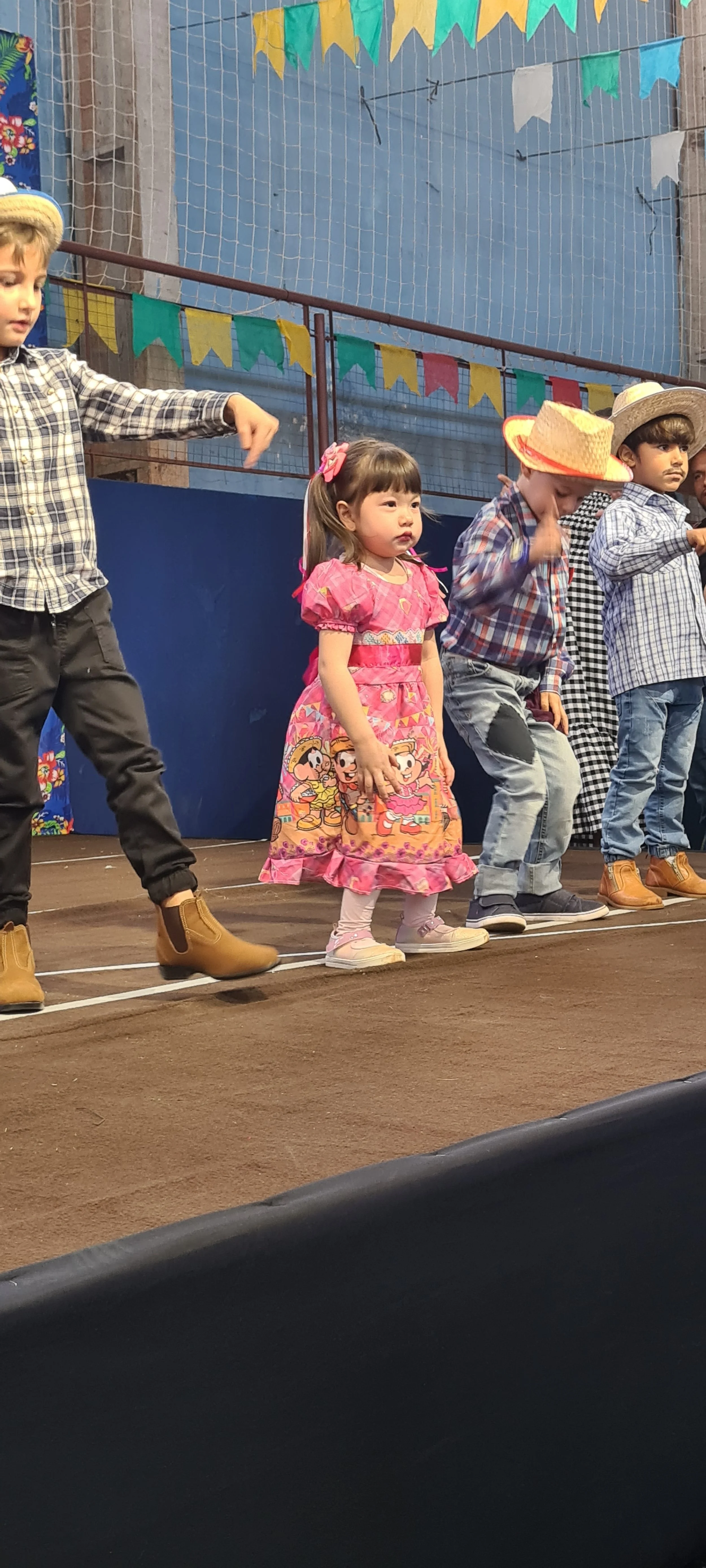 Colégio CEART celebra a tradição junina com alegria e animação. - 25º Festa Junina 2023 Colégio CEART celebra a tradição junina com alegria e animação. - 25º Festa Junina 2023