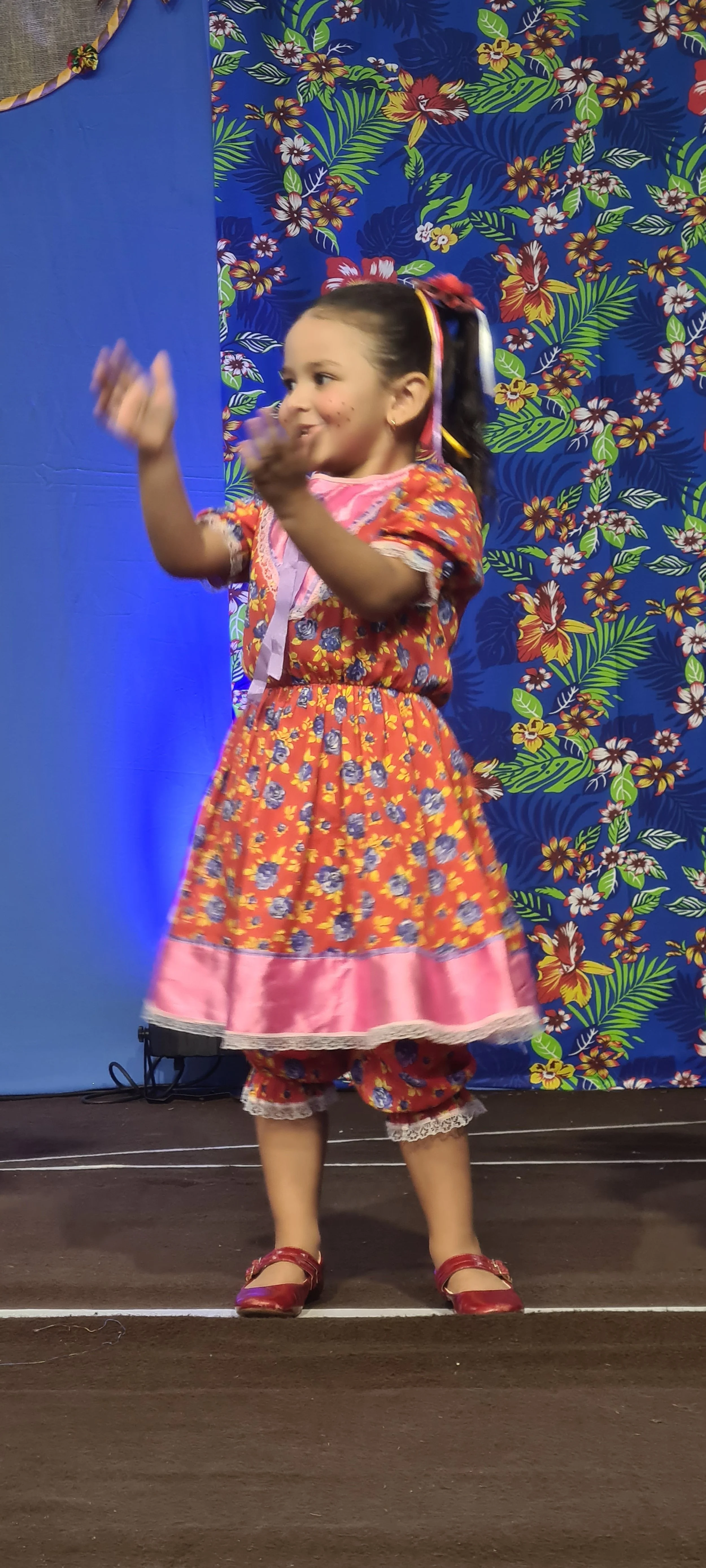 Colégio CEART celebra a tradição junina com alegria e animação. - 25º Festa Junina 2023 Colégio CEART celebra a tradição junina com alegria e animação. - 25º Festa Junina 2023