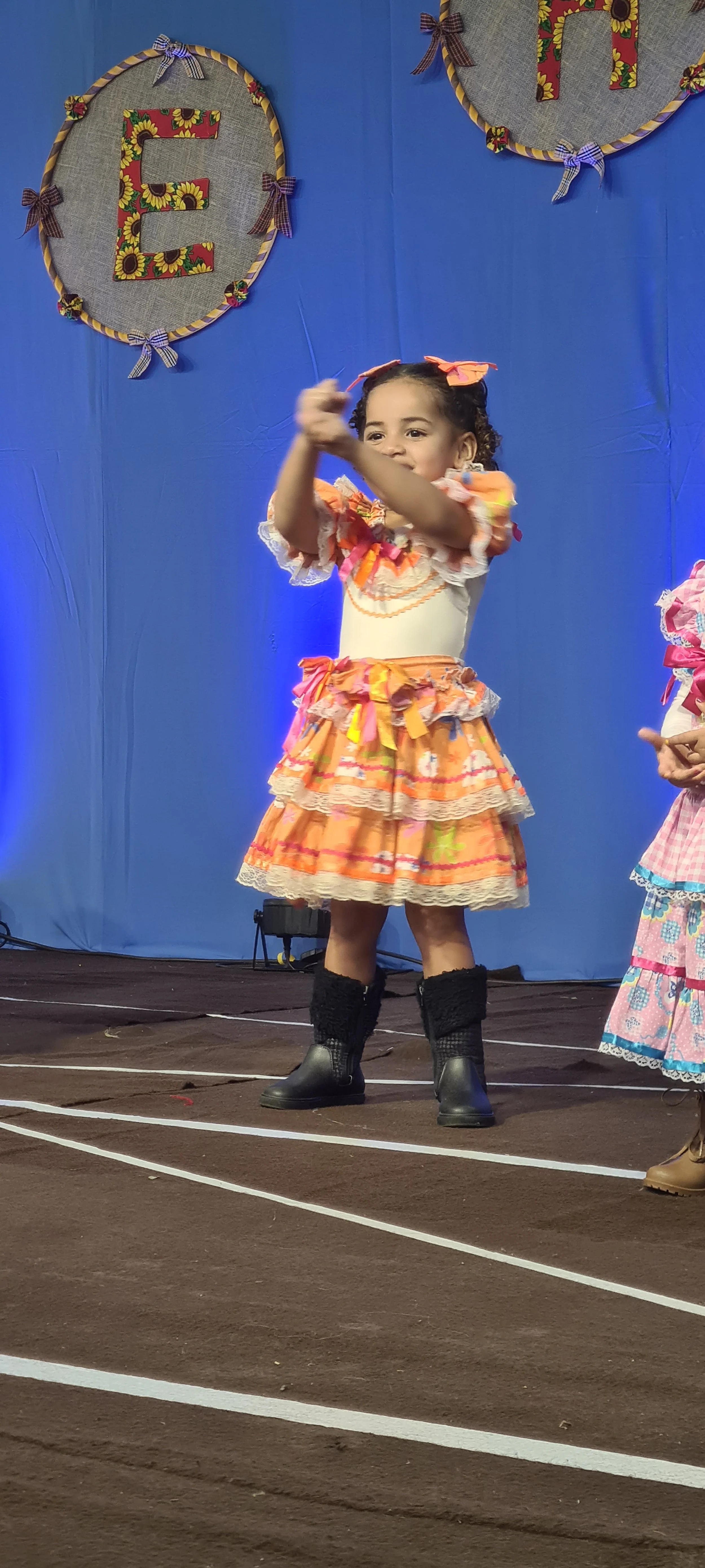 Colégio CEART celebra a tradição junina com alegria e animação. - 25º Festa Junina 2023 Colégio CEART celebra a tradição junina com alegria e animação. - 25º Festa Junina 2023