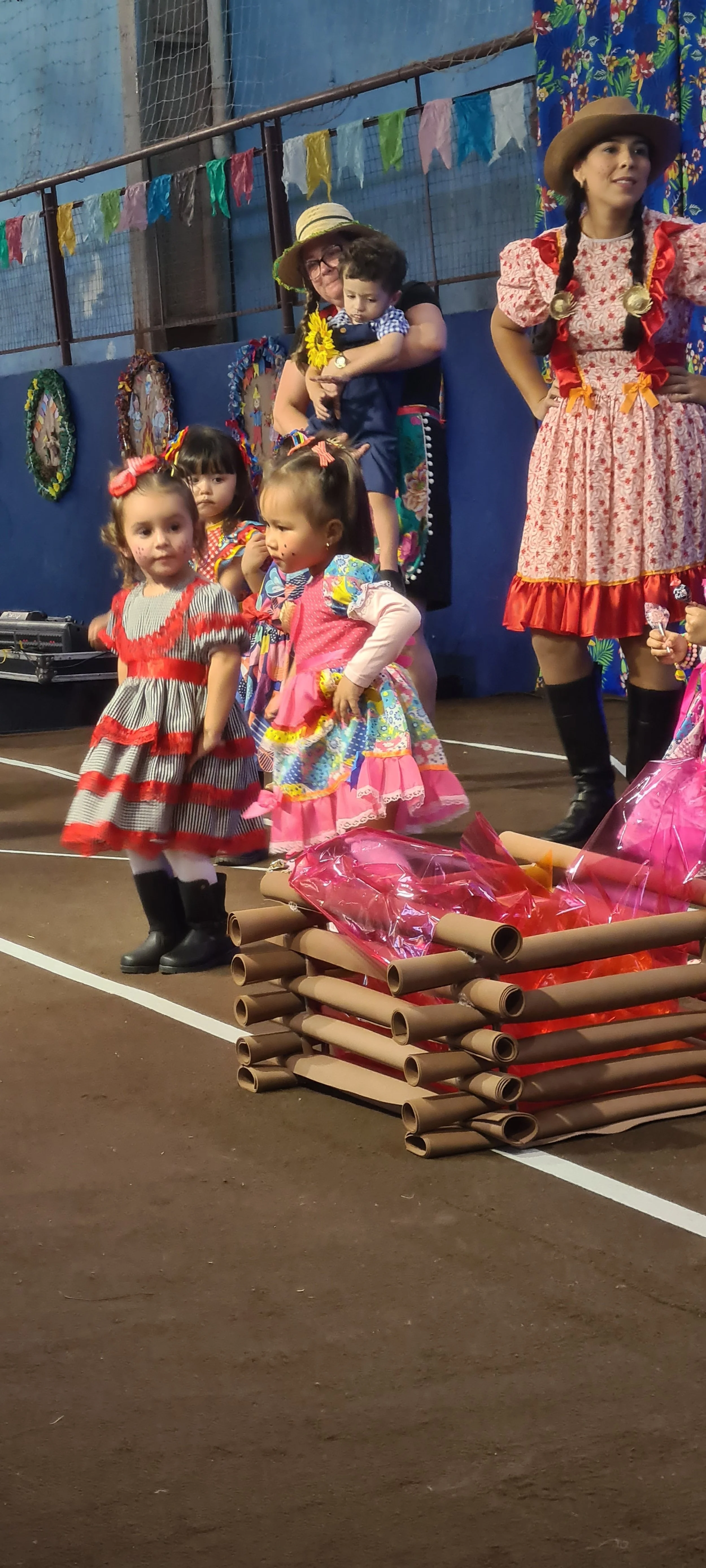 Colégio CEART celebra a tradição junina com alegria e animação. - 25º Festa Junina 2023 Colégio CEART celebra a tradição junina com alegria e animação. - 25º Festa Junina 2023