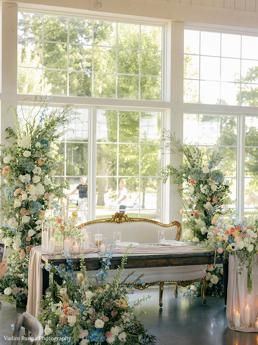 Vadim Paripa Photography.png