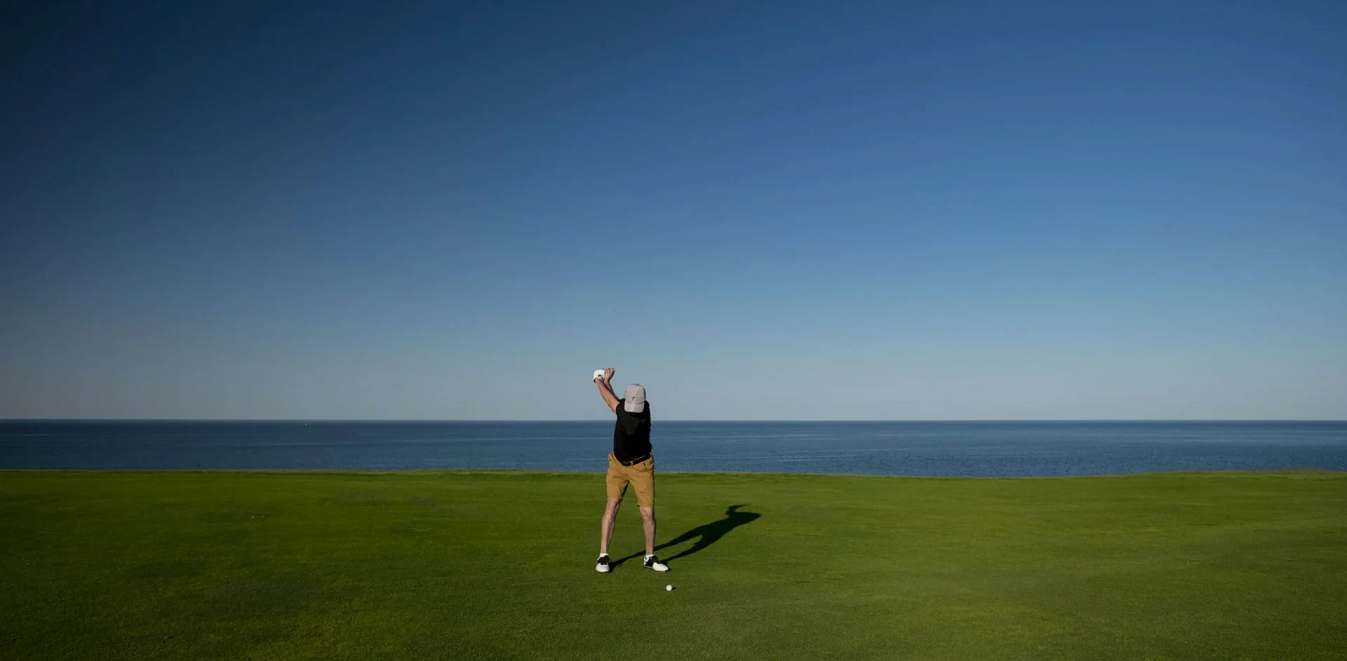 GOLF_Banners_Contact.jpg