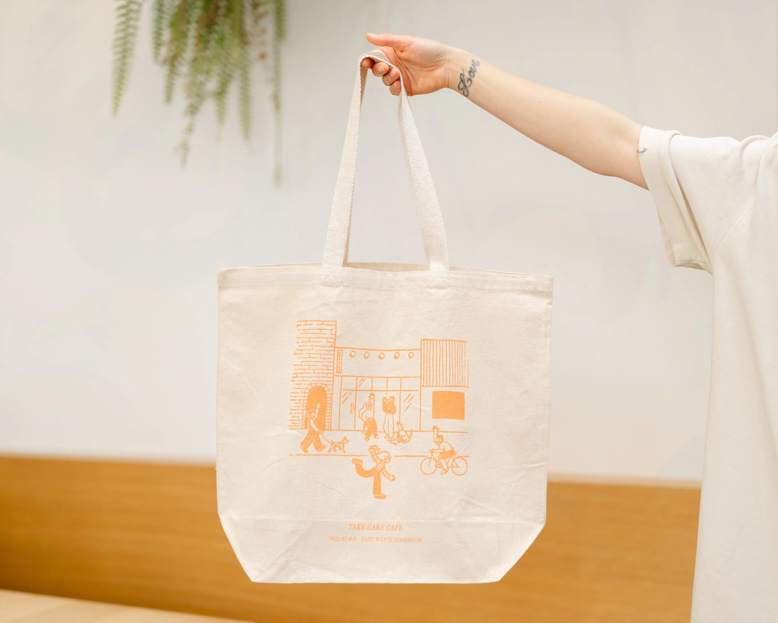 Dream Scene Tote