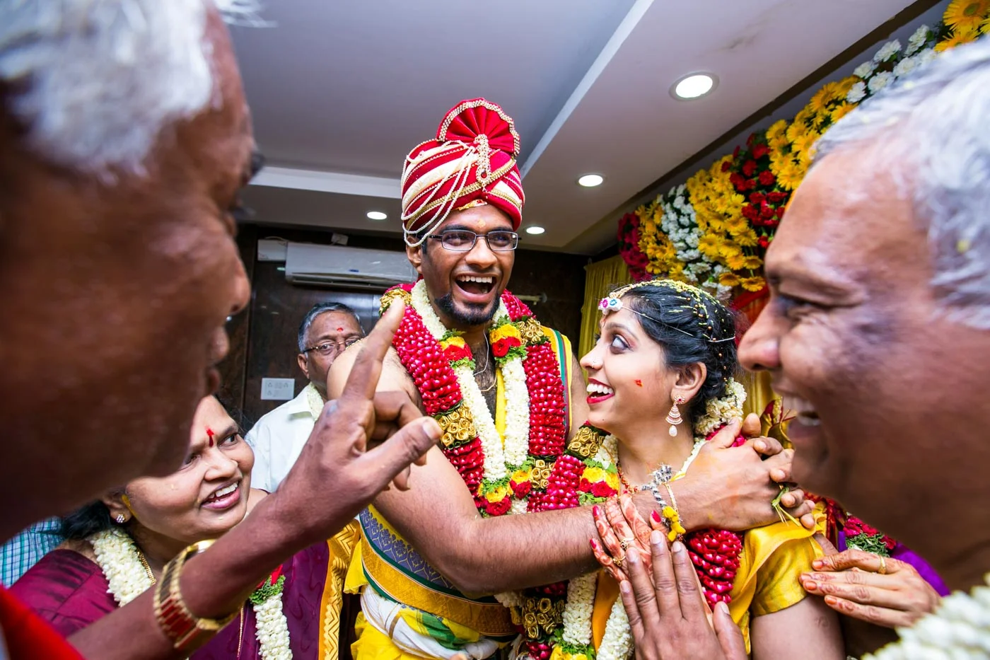 Best_fun_outdoor_Wedding_Photographer_Bangalore-42.jpg
