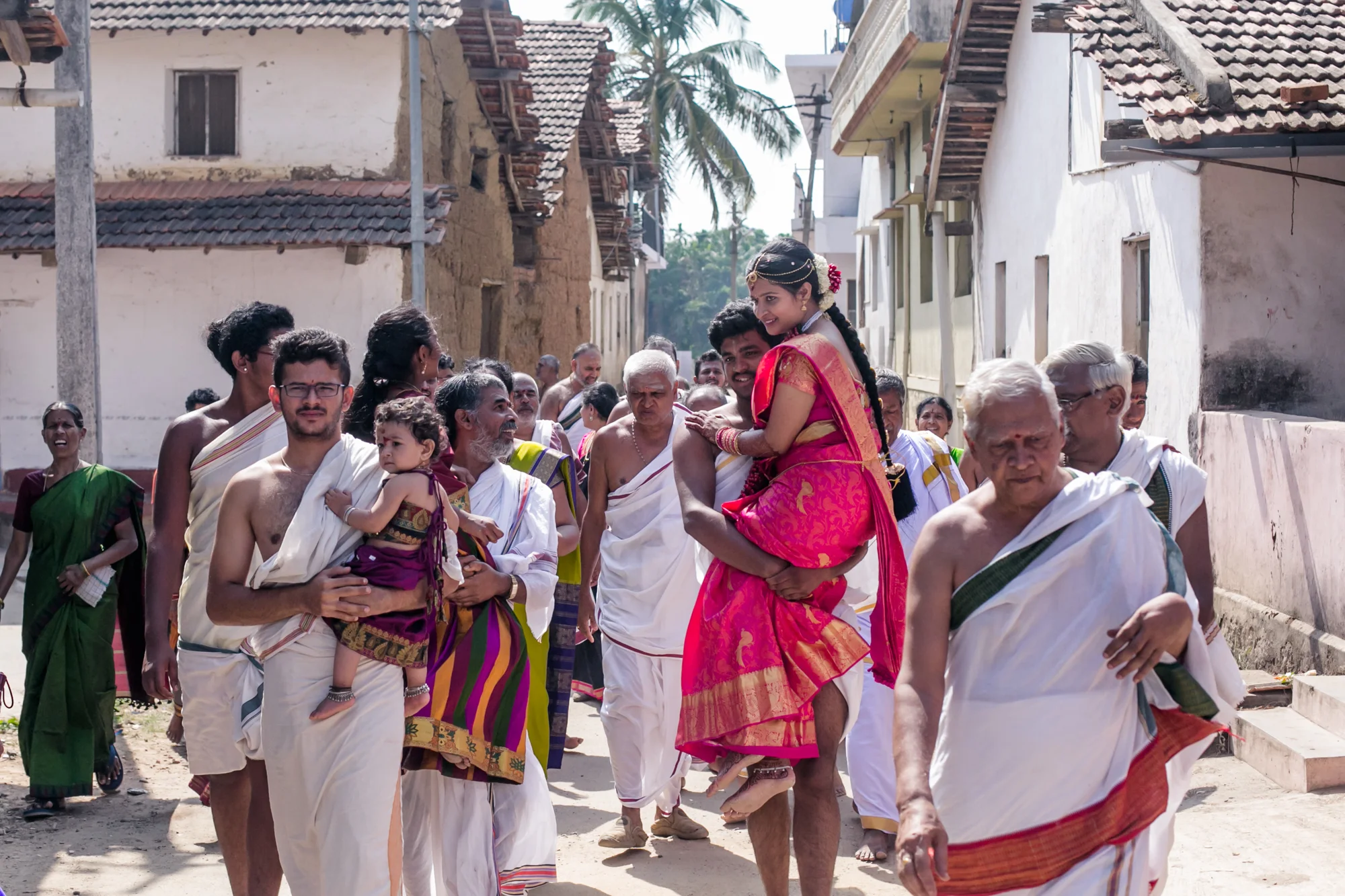 Mattur-village-candid-wedding (19).jpg
