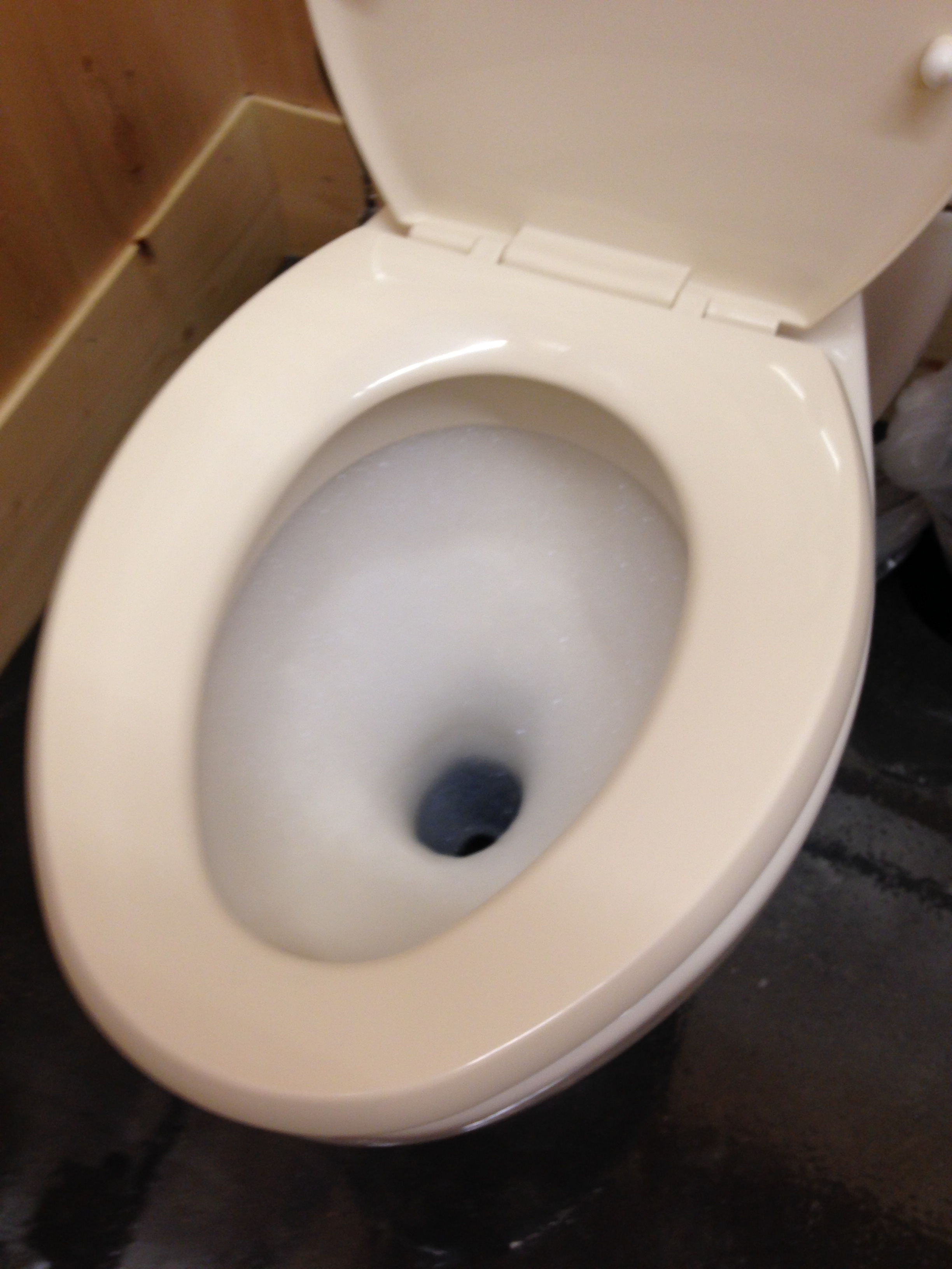  See that foam inside the toilet bowl? That’s a biodegradable soap, and because of the foam and the way the toilet is set up, each flush only requires 2-4 oz. of water. That’s OUNCES! Even a regular low-flow toilet uses at least 1.5 gallons per flush