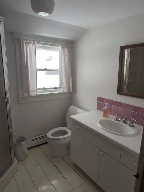  Upstairs Bathroom 2 