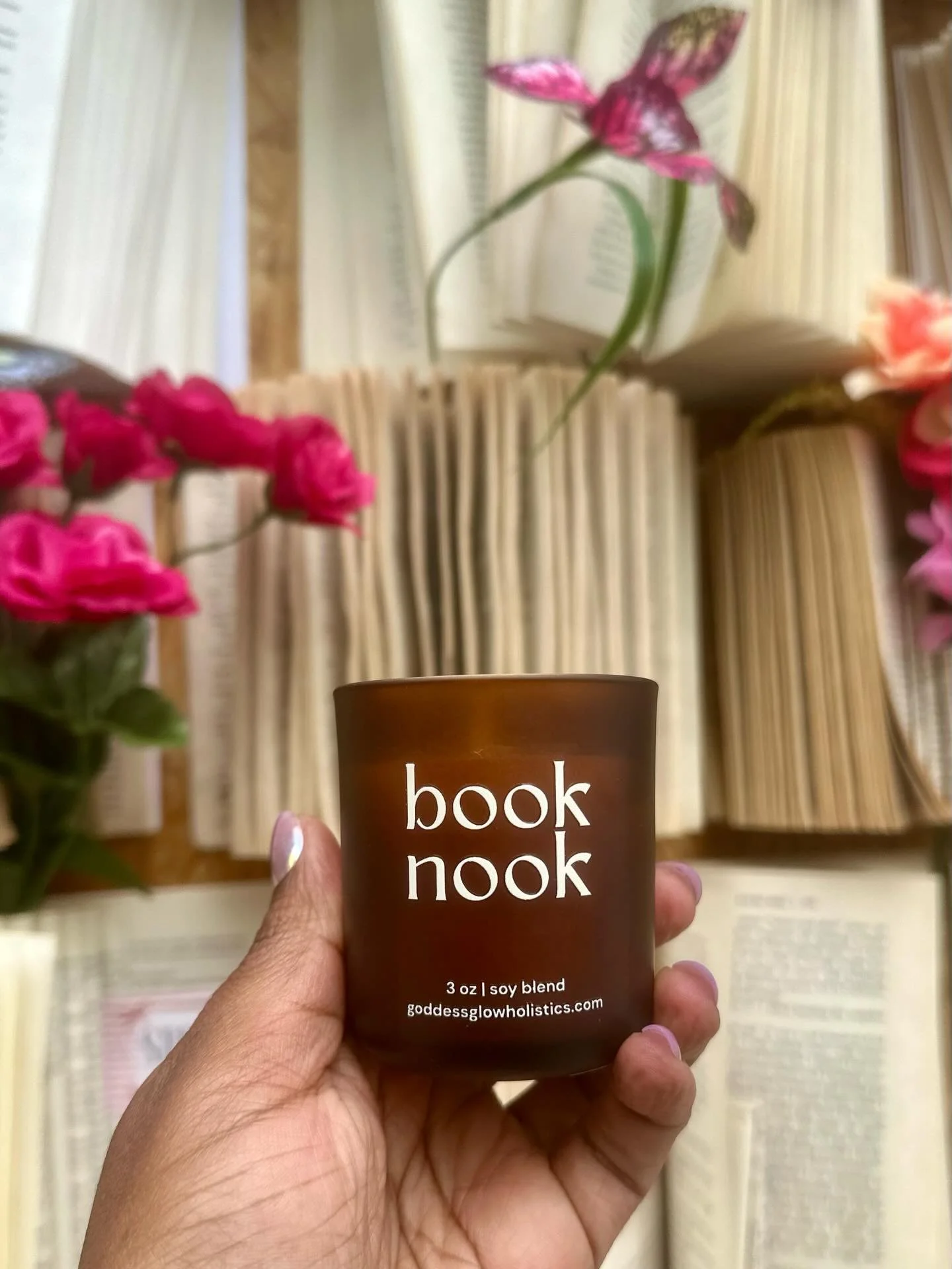 POV: you finally get a quiet moment, and the vibe is just right 📚✨

Meet Book Nook &mdash; your new favorite way to slow down.

Think warm teakwood, soft leather, and rich tonka layered with hints of oud&hellip; it&rsquo;s giving cozy corners, late 