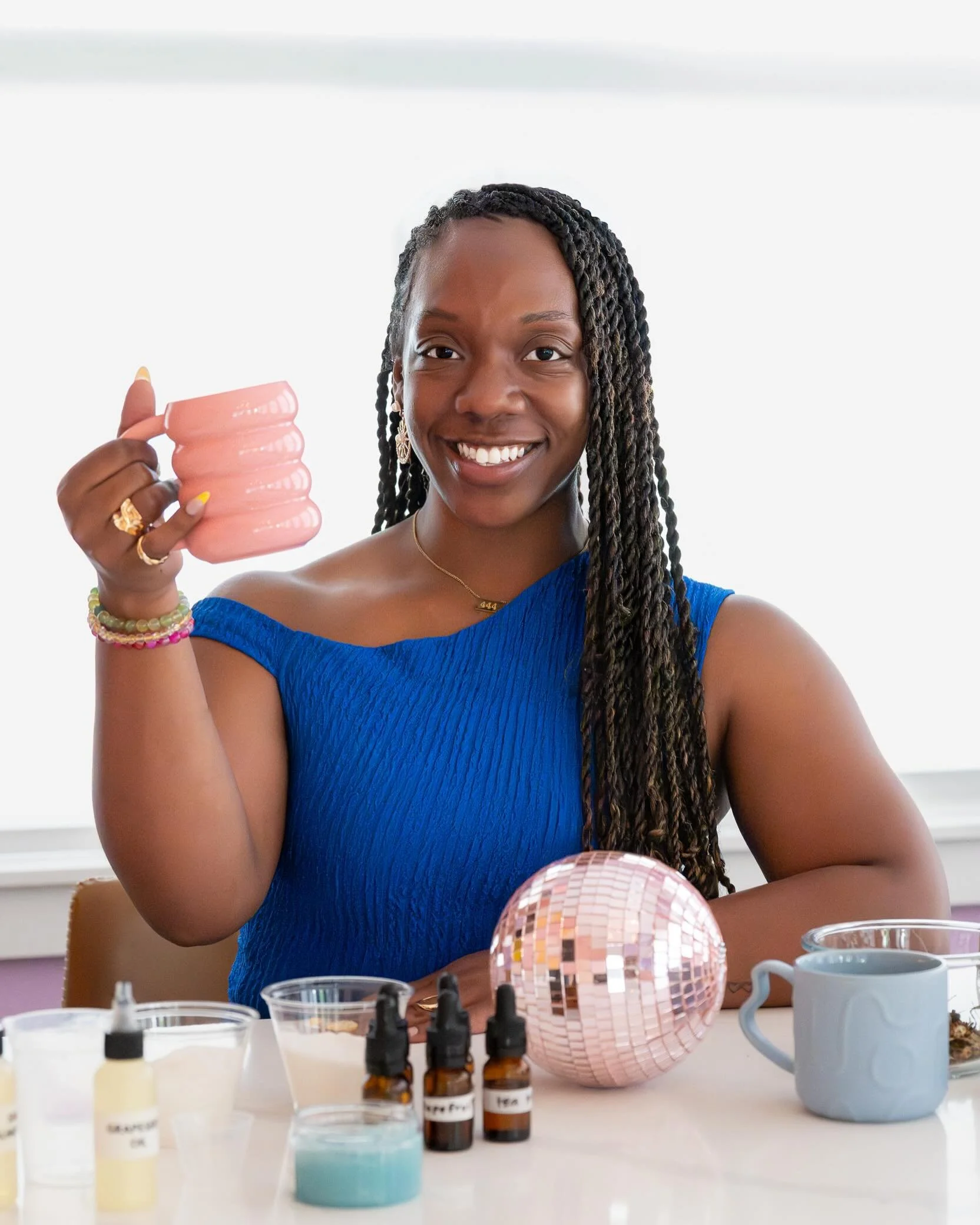 We&rsquo;re thrilled to announce that The Garden officially has a new home ☺️❤️

Meet @makespace.dallas , a creative cowering and workshop studio in Oak Cliff, Dallas brought to you by the team behind @mosaicmakersco - opening June 15th! ✨

We have a